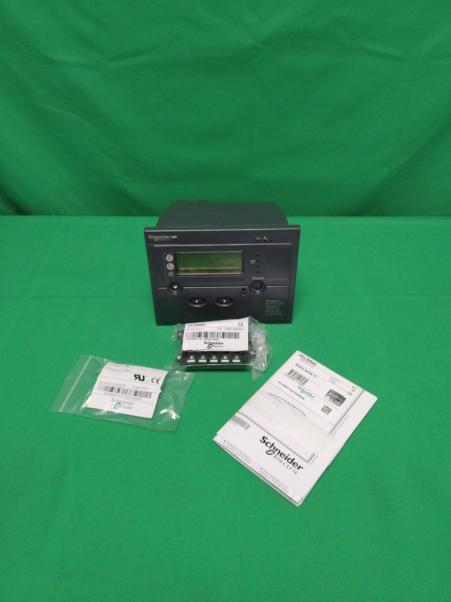 Schneider-Electric REL59820 REL59820