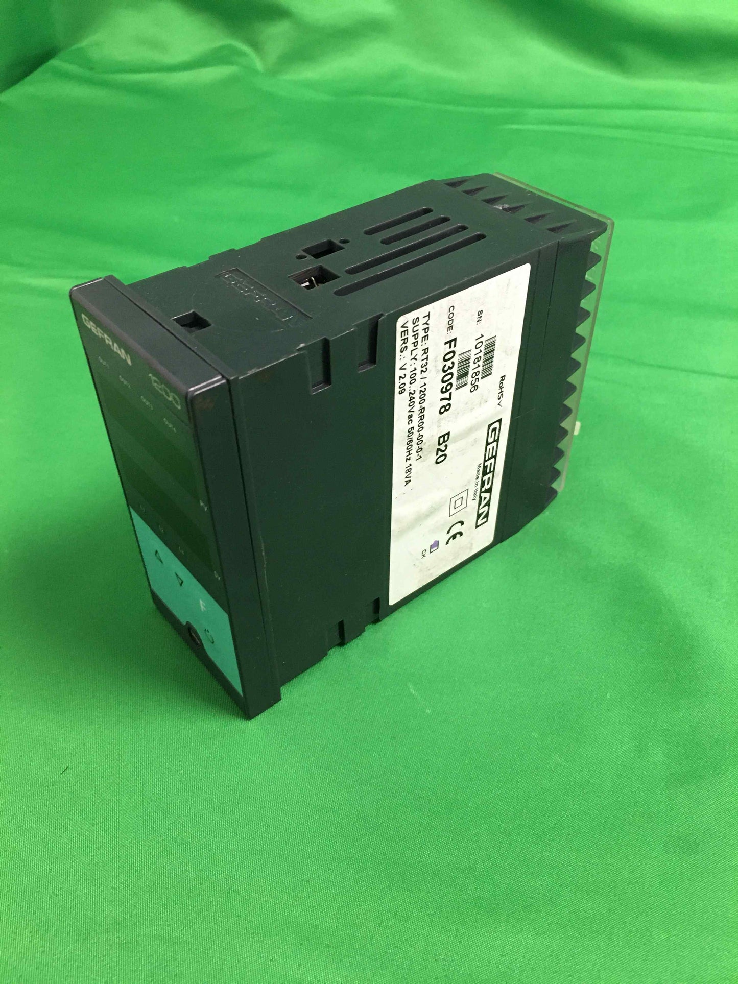 GEFRAN RT32 1200-RR00-00-0-1 RT321200RR000001 RT32 /1200-RR00-00-0-1 B20