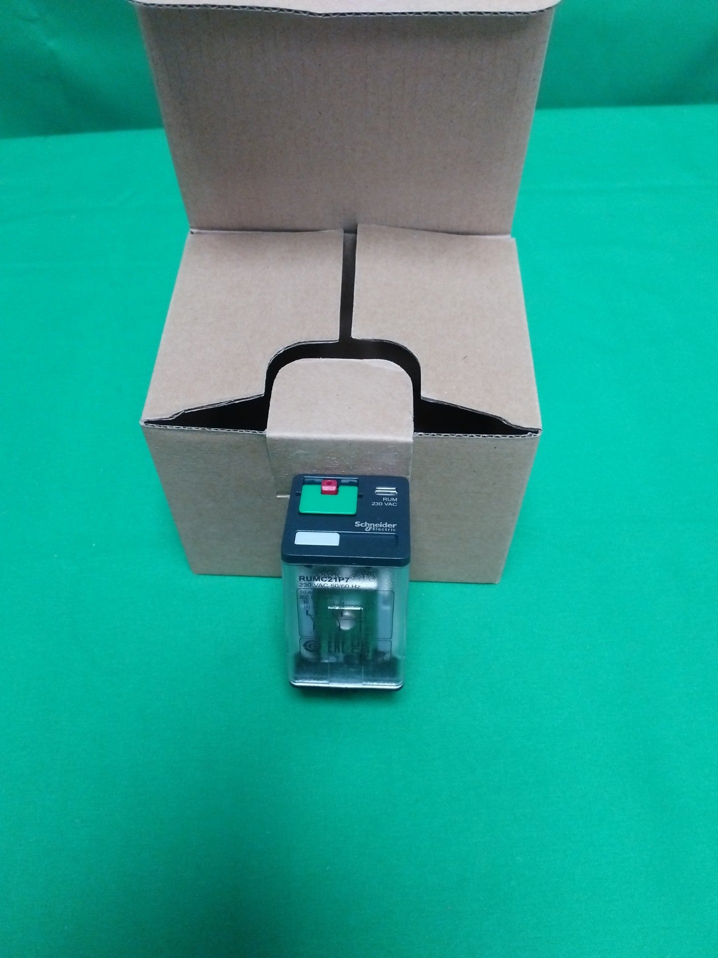 Schneider-Electric RUMC21P7 RUMC21P7