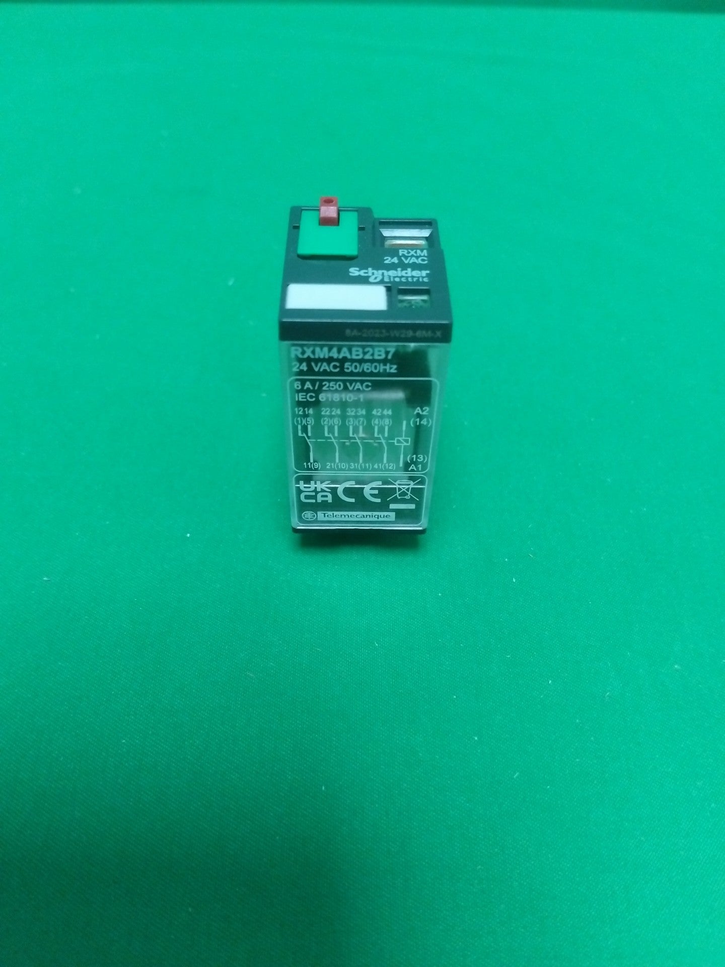 Schneider-Electric RXM4AB2B7 RXM4AB2B7 WITHOUT ORIGINAL PACKAGING