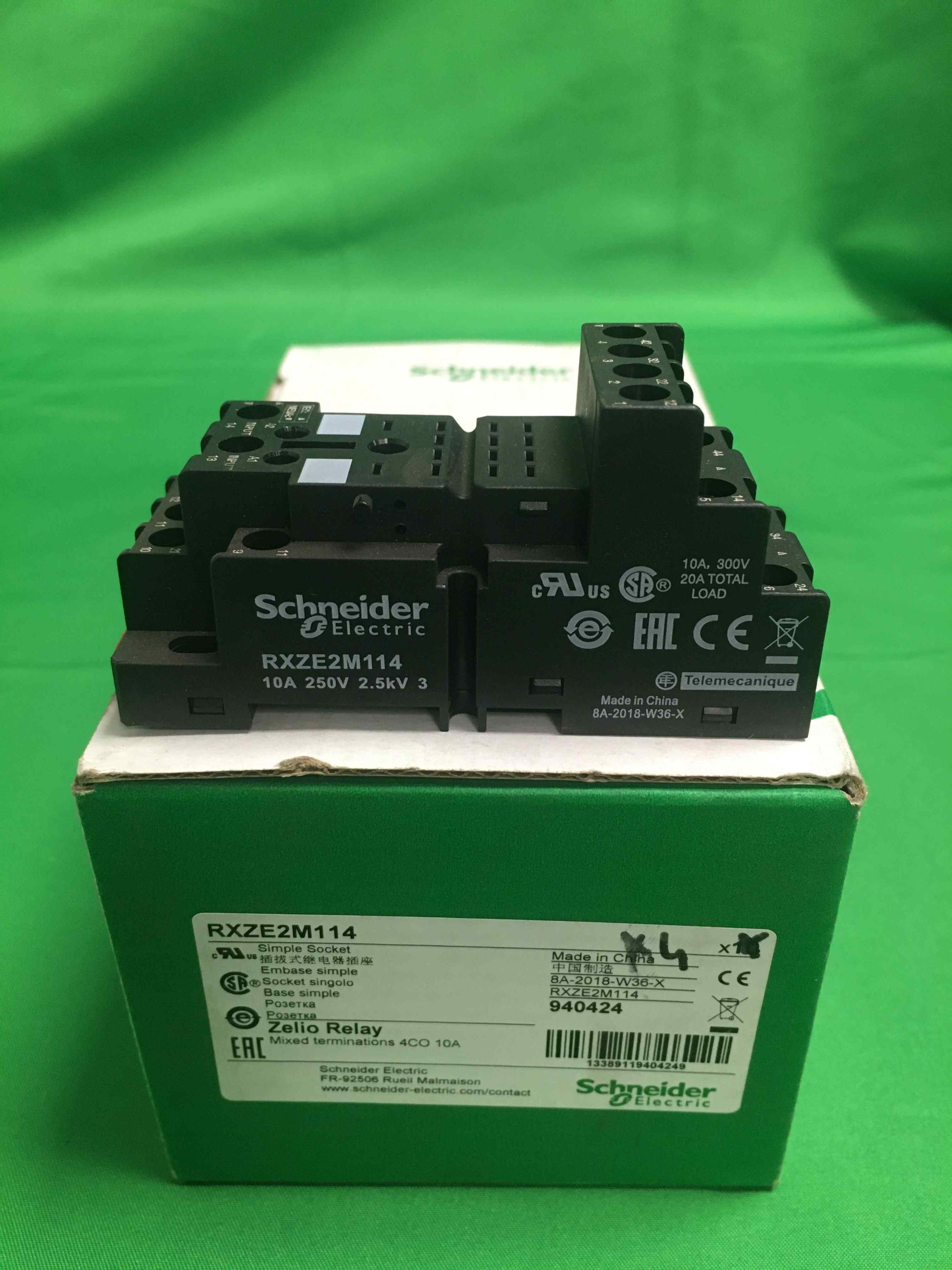 Schneider-Electric RXZE2M114 RXZE2M114 4 UNITS