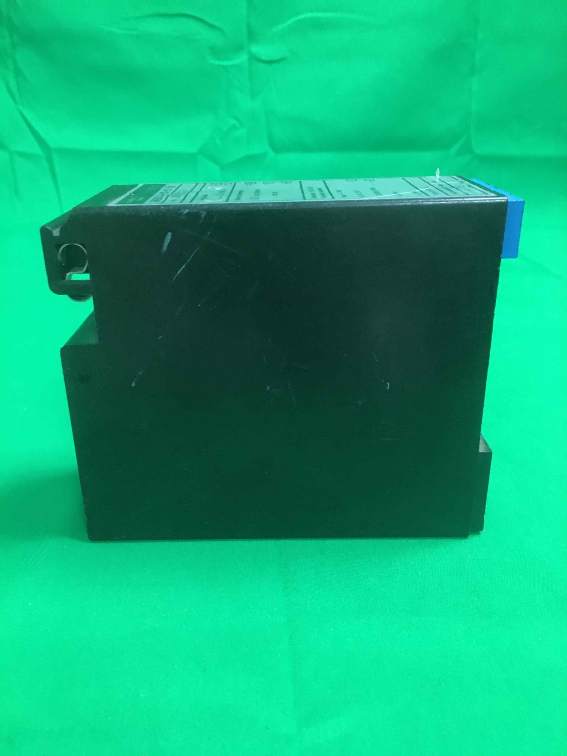 CAMILLE BAUER SINEAX 84-2B1-511 SINEAX842B1511