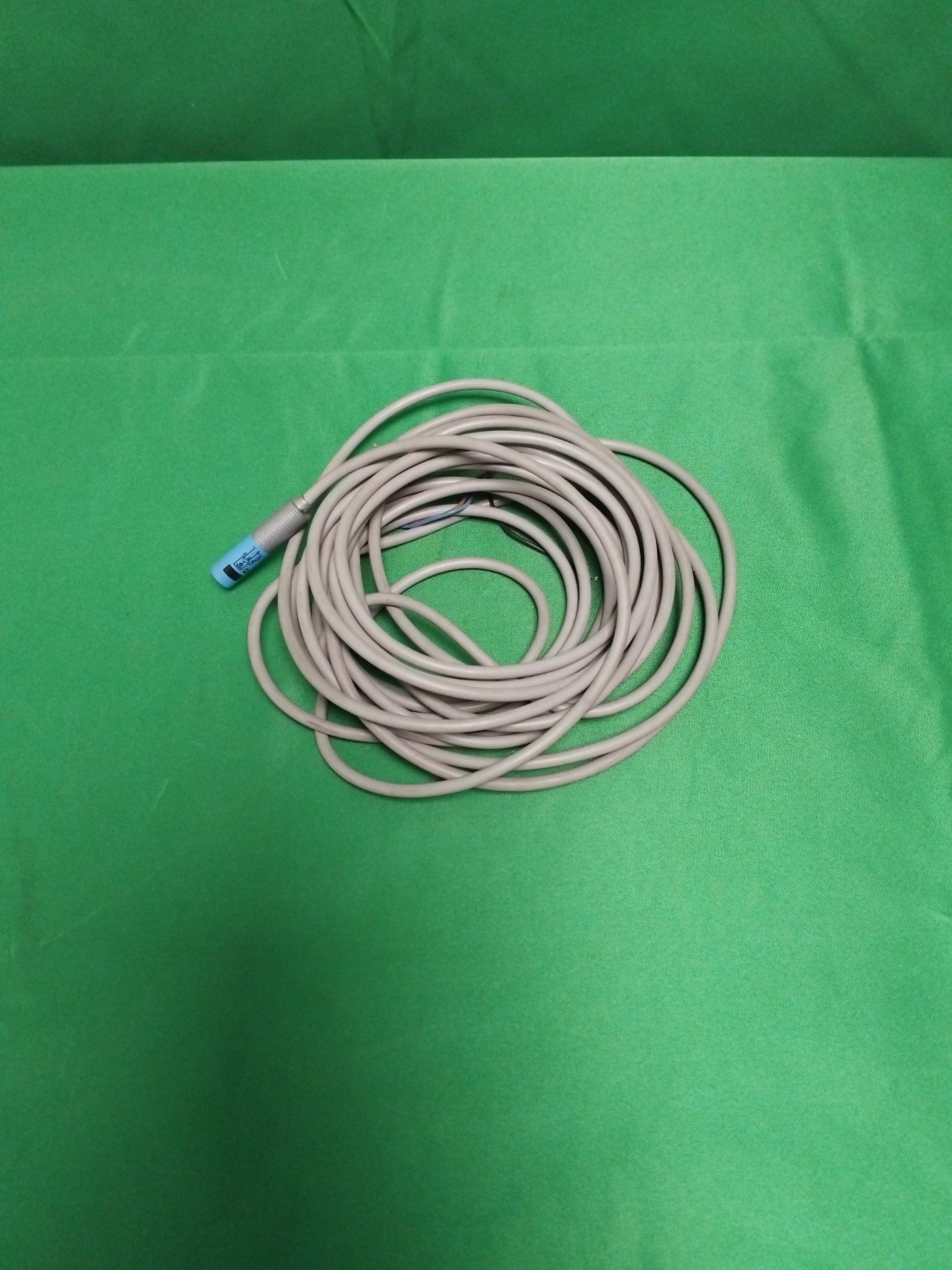 FESTO SMTO-4-PS-K-LED-24-SA SMTO4PSKLED24SA DETECTEUR DE PROXIMITE