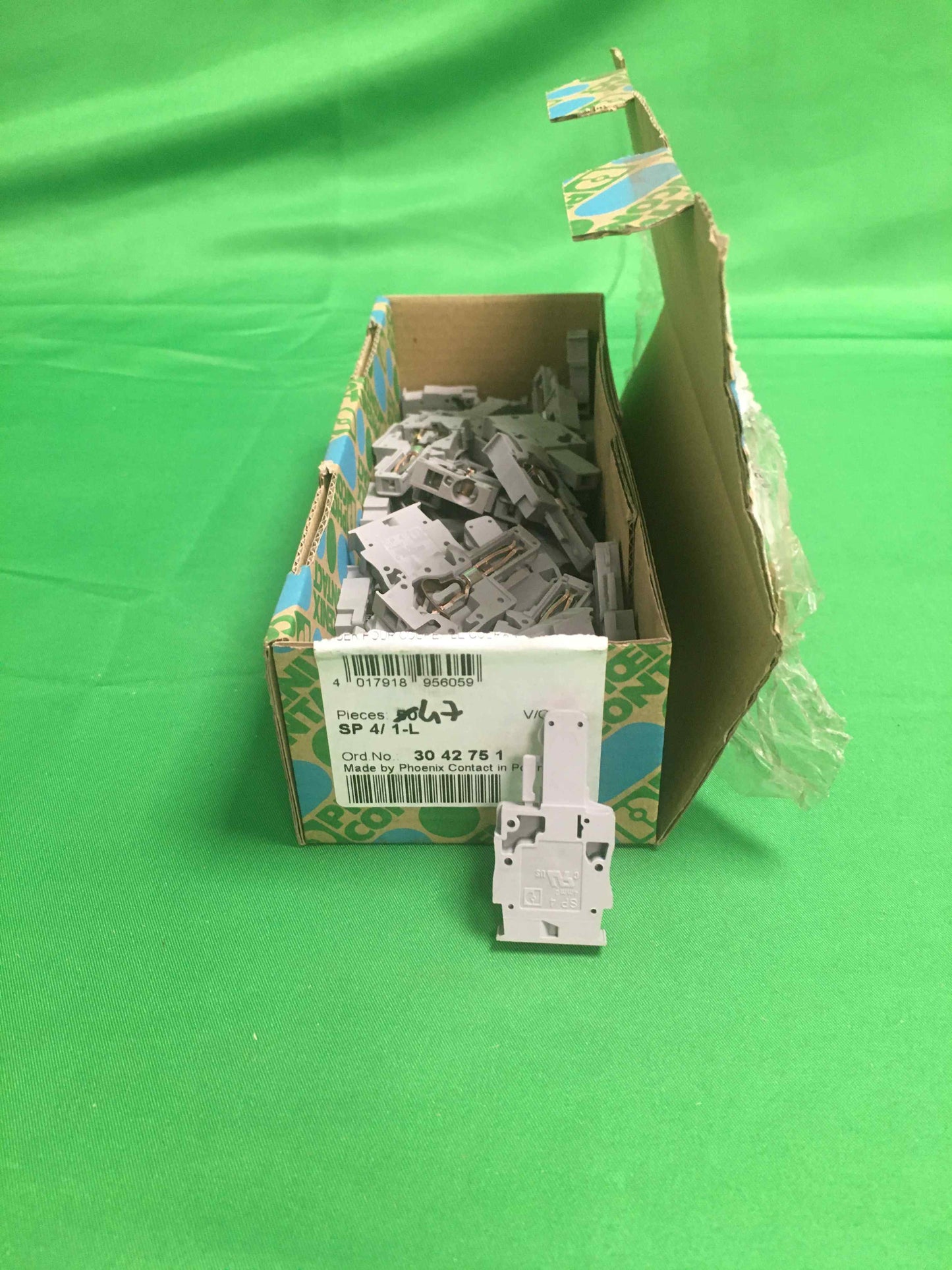 PHOENIX CONTACT SP4 1-L SP41L OPEN BOX SP4/1-L ORDER NO 30 42 75 1(10 UNITS)
