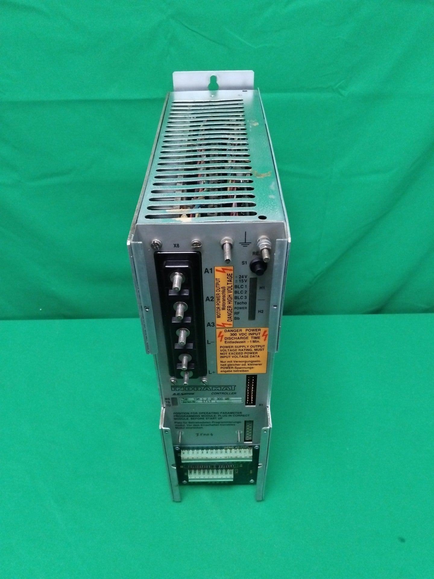 Indramat TDM1.2-30-300-W0 TDM1230300W0 Manque vitre protection