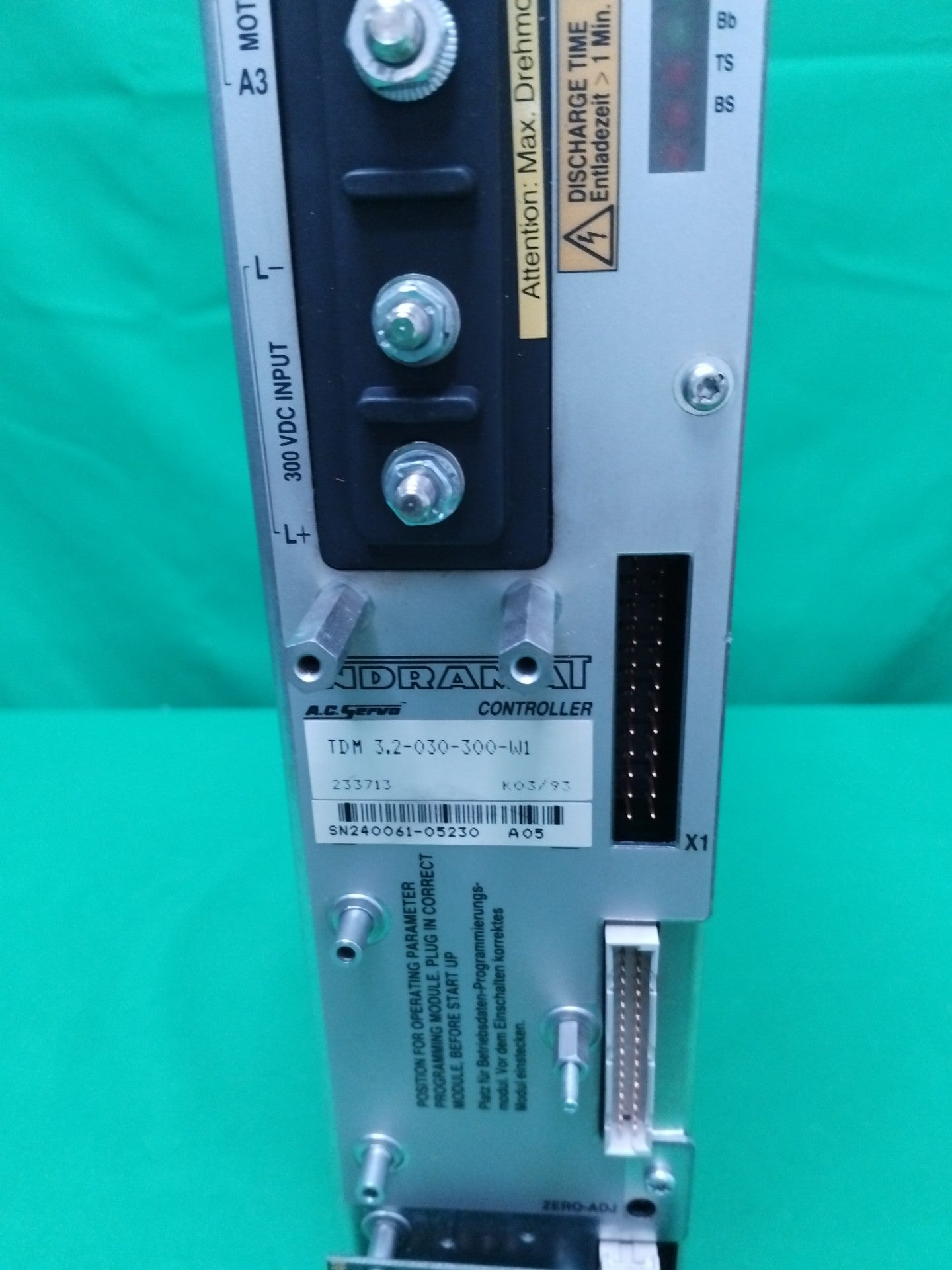 Indramat TDM3.2-030-300-W1 TDM32030300W1