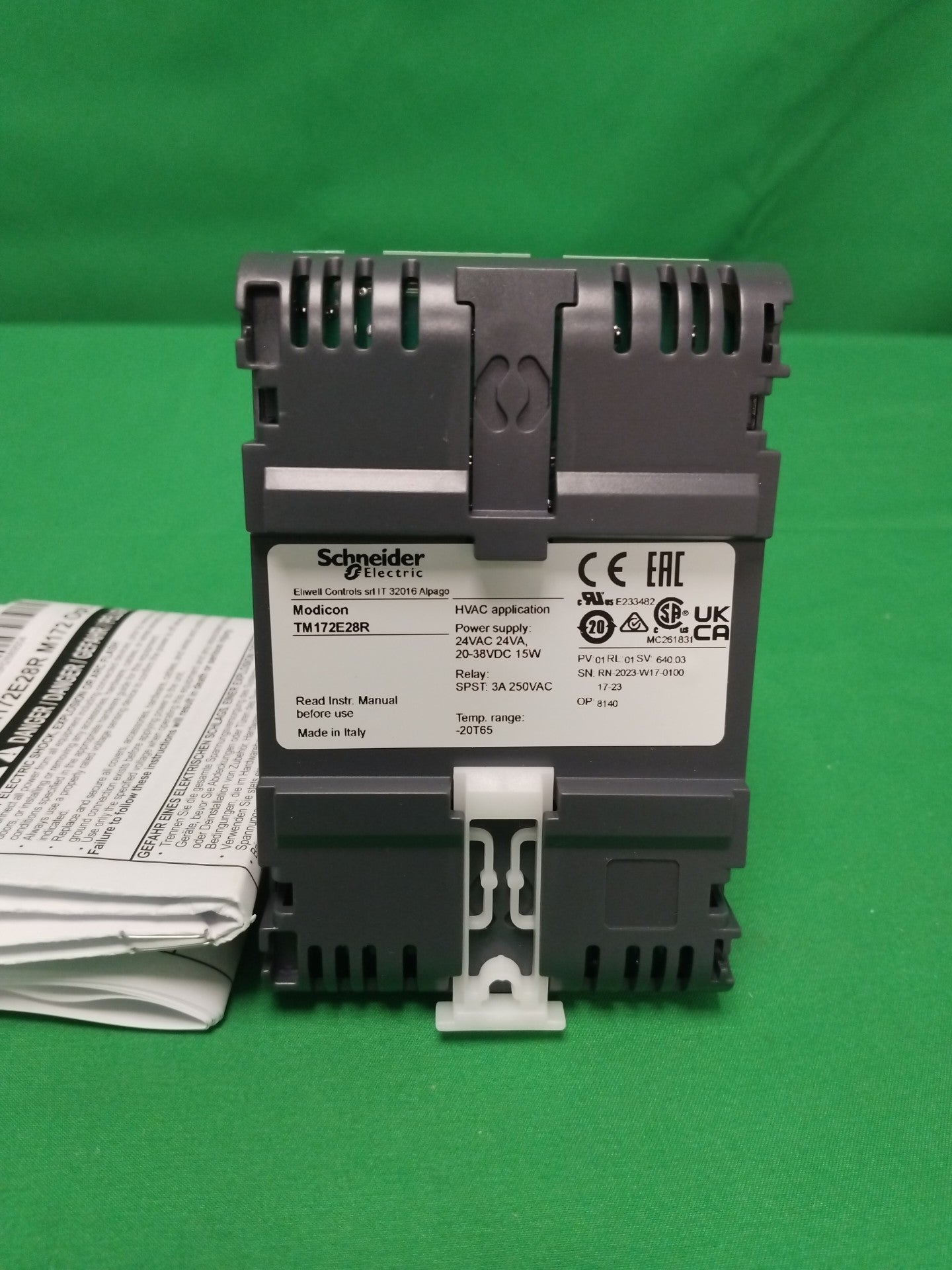 Schneider-Electric TM172E28R TM172E28R