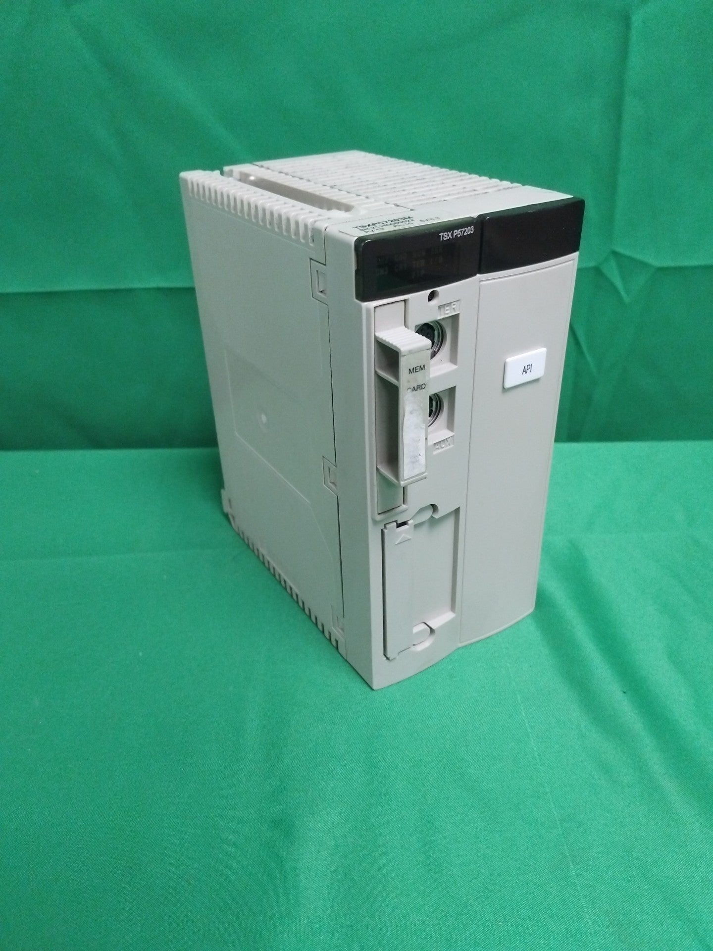 Schneider-Electric TSXP57203M TSXP57203M