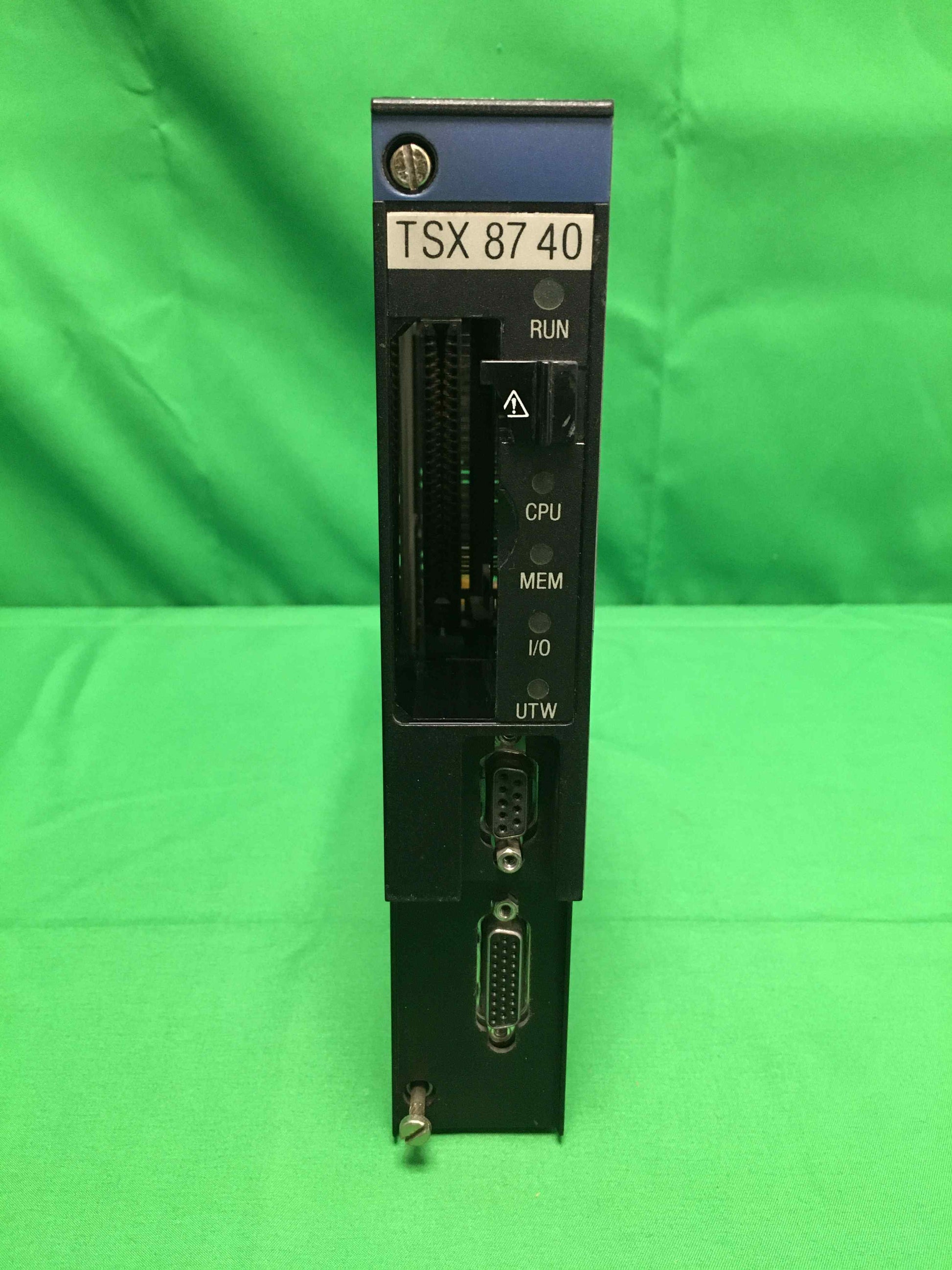 AEG SCHNEIDER AUTOMATION TSXP87420 TSXP87420