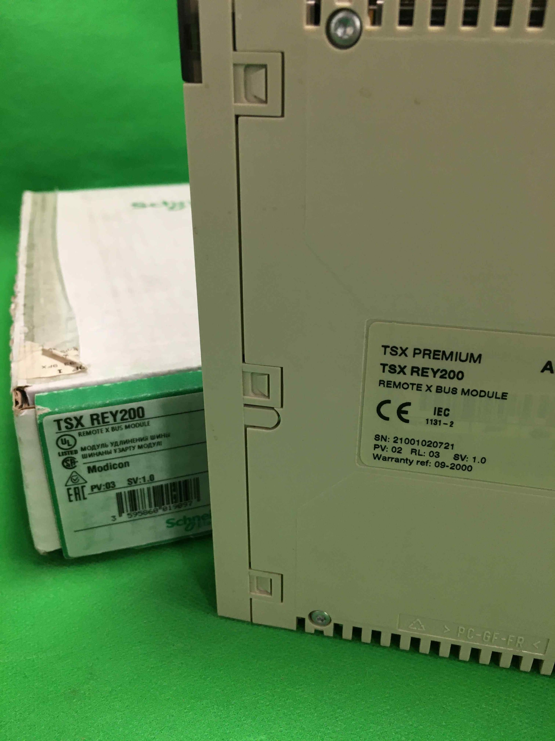 Schneider Electric-TSX REY200/TSXREY200