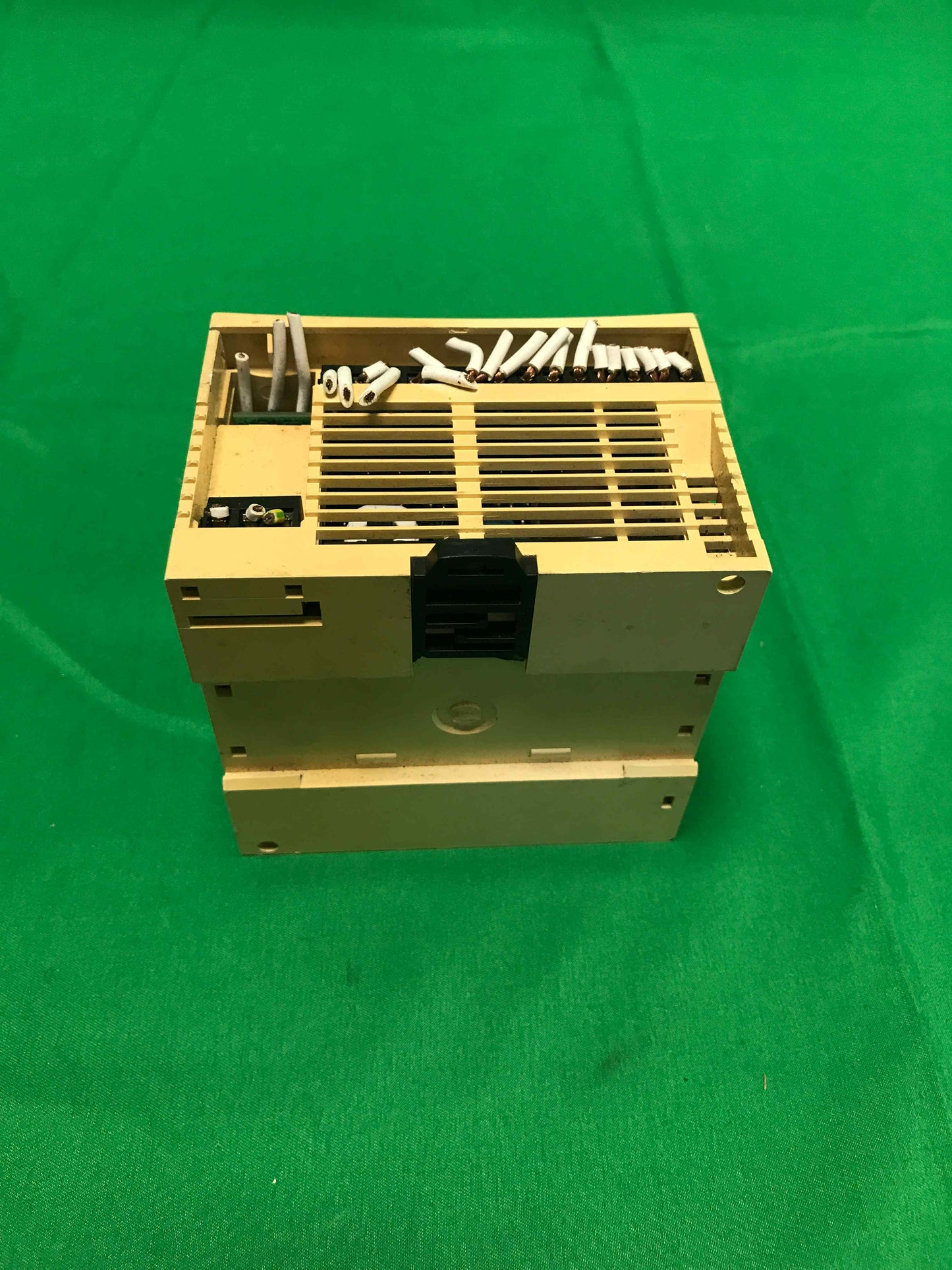 Schneider-Electric TWDLCAA24DRF TWDLCAA24DRF