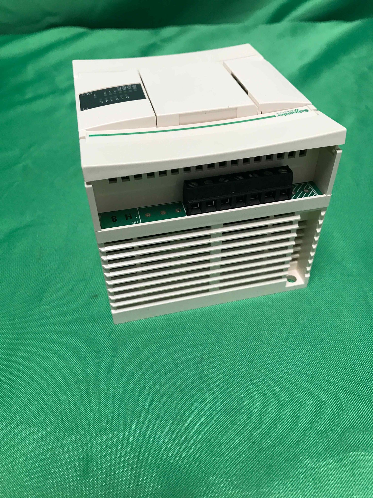 Schneider Electric-TWDLCDA10DRF/TWDLCDA10DRF