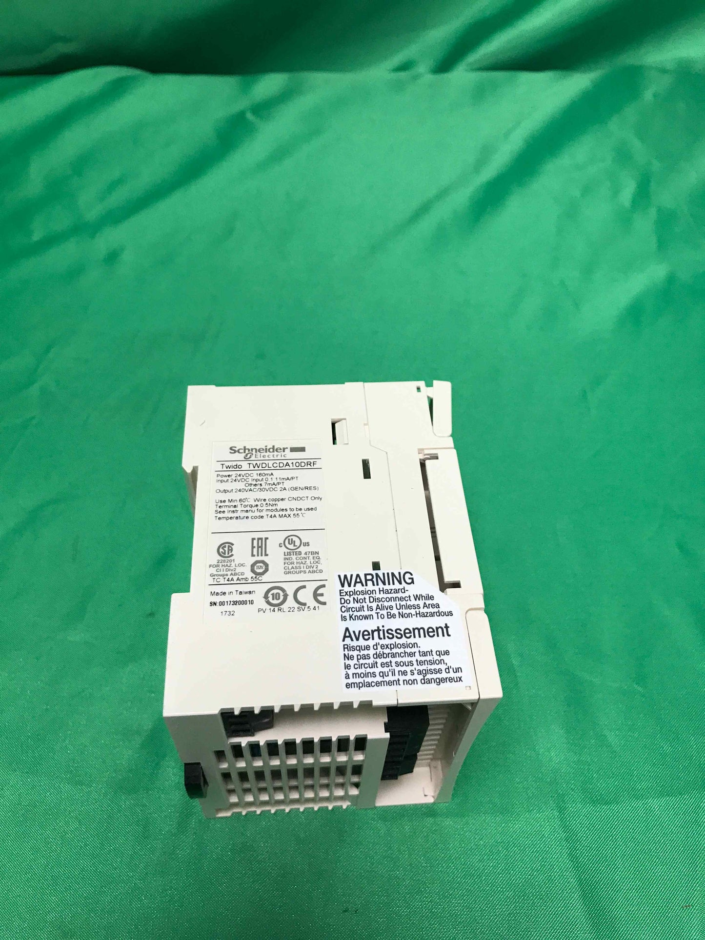 SCHNEIDER ELECTRIC TWDLCDA10DRF TWDLCDA10DRF ( 18 months warranty )