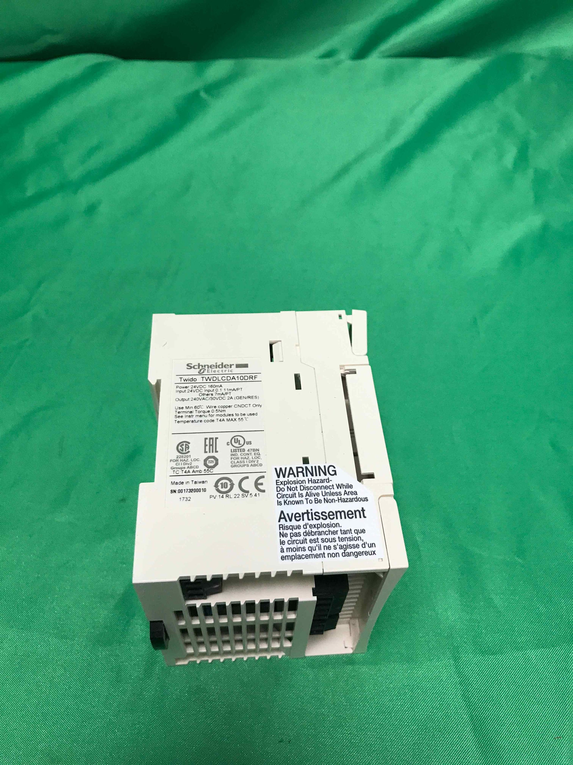 SCHNEIDER ELECTRIC TWDLCDA10DRF TWDLCDA10DRF ( 18 months warranty )