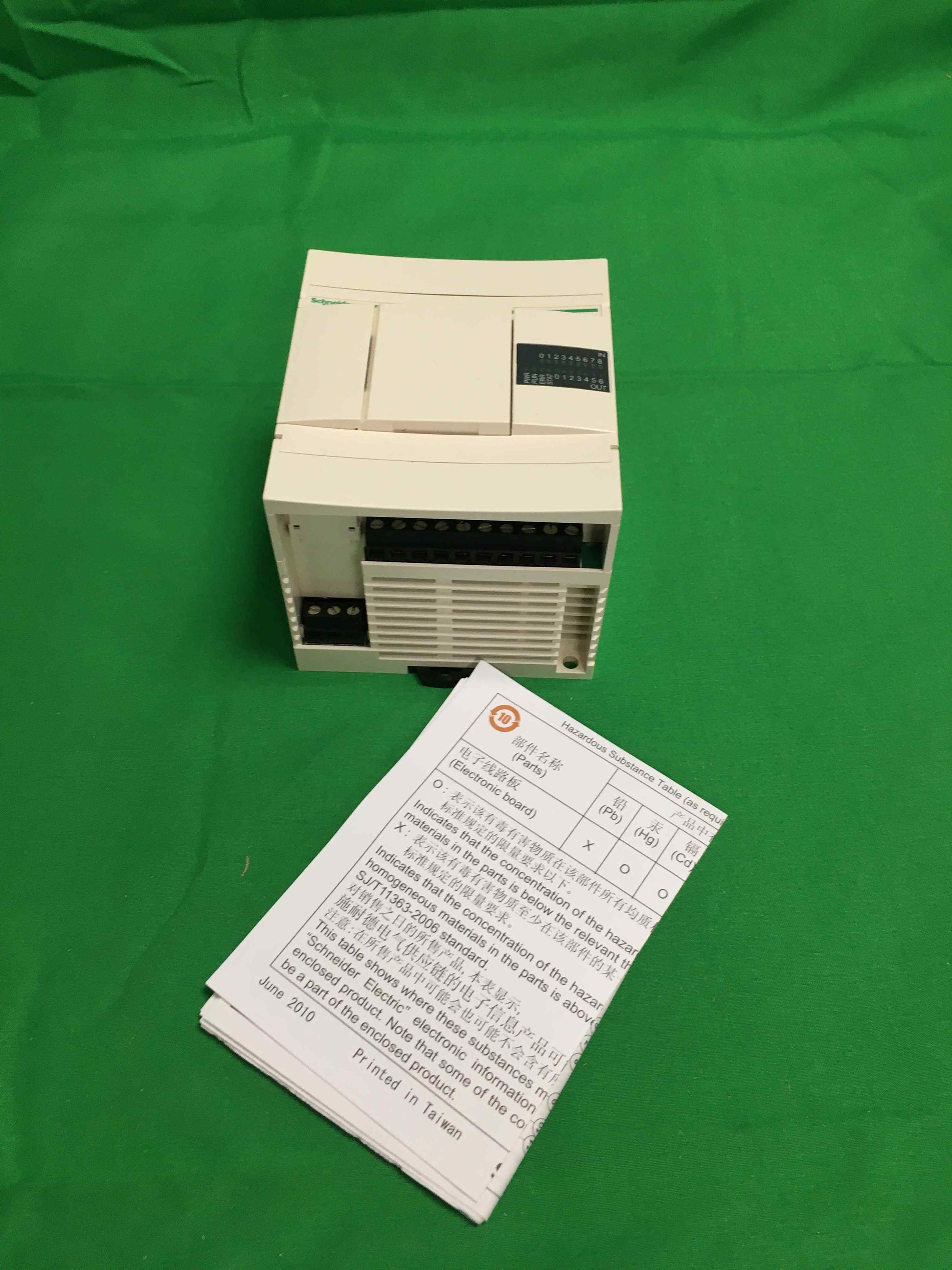 SCHNEIDER ELECTRIC TWDLCDA16DRF TWDLCDA16DRF ( 18 months warranty )