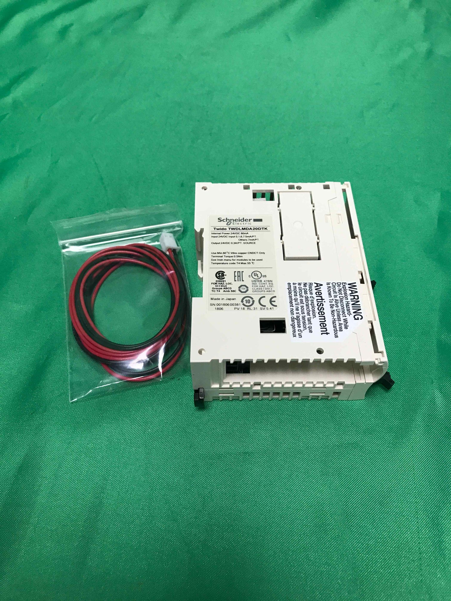 SCHNEIDER ELECTRIC TWDLMDA20DTK TWDLMDA20DTK ( 18 months warranty )