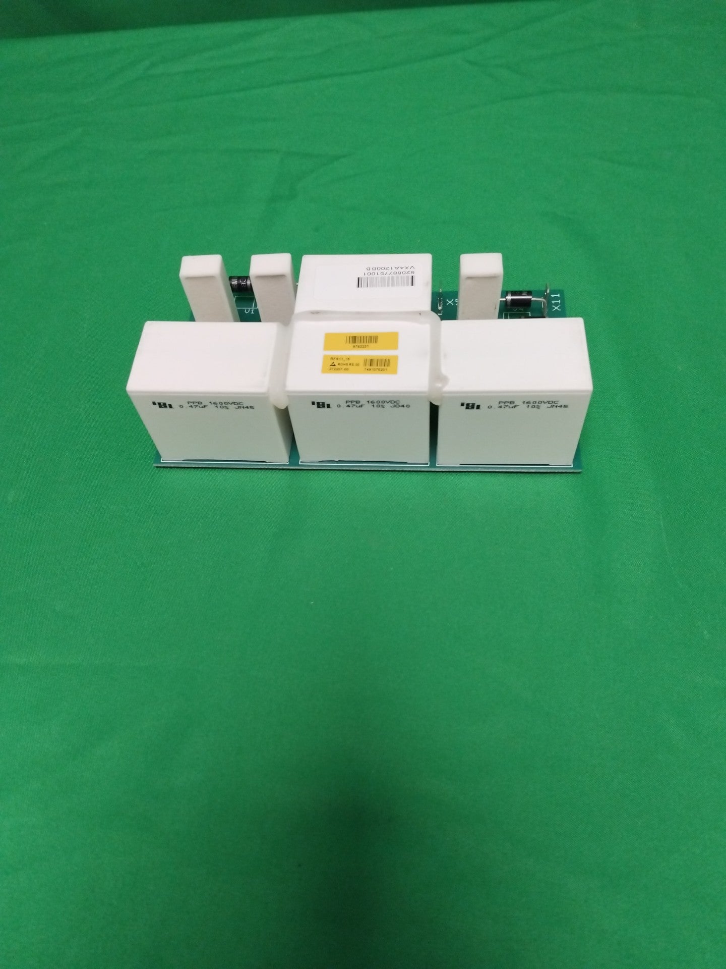 Schneider-Electric VX4A1200BB VX4A1200BB Defective