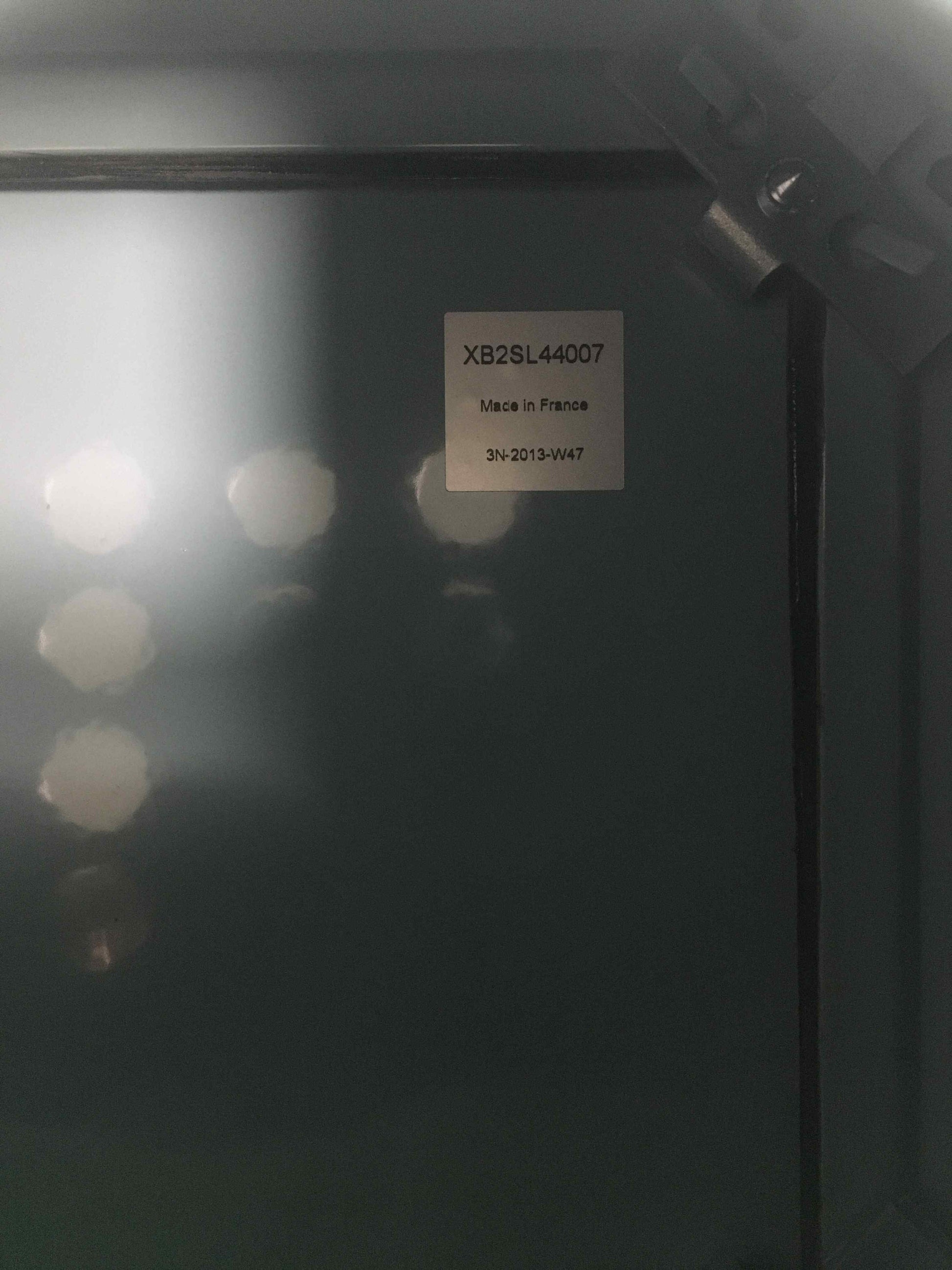 Schneider-Electric XB2SL44007 XB2SL44007 WITHOUT ORIGINAL PACKAGING