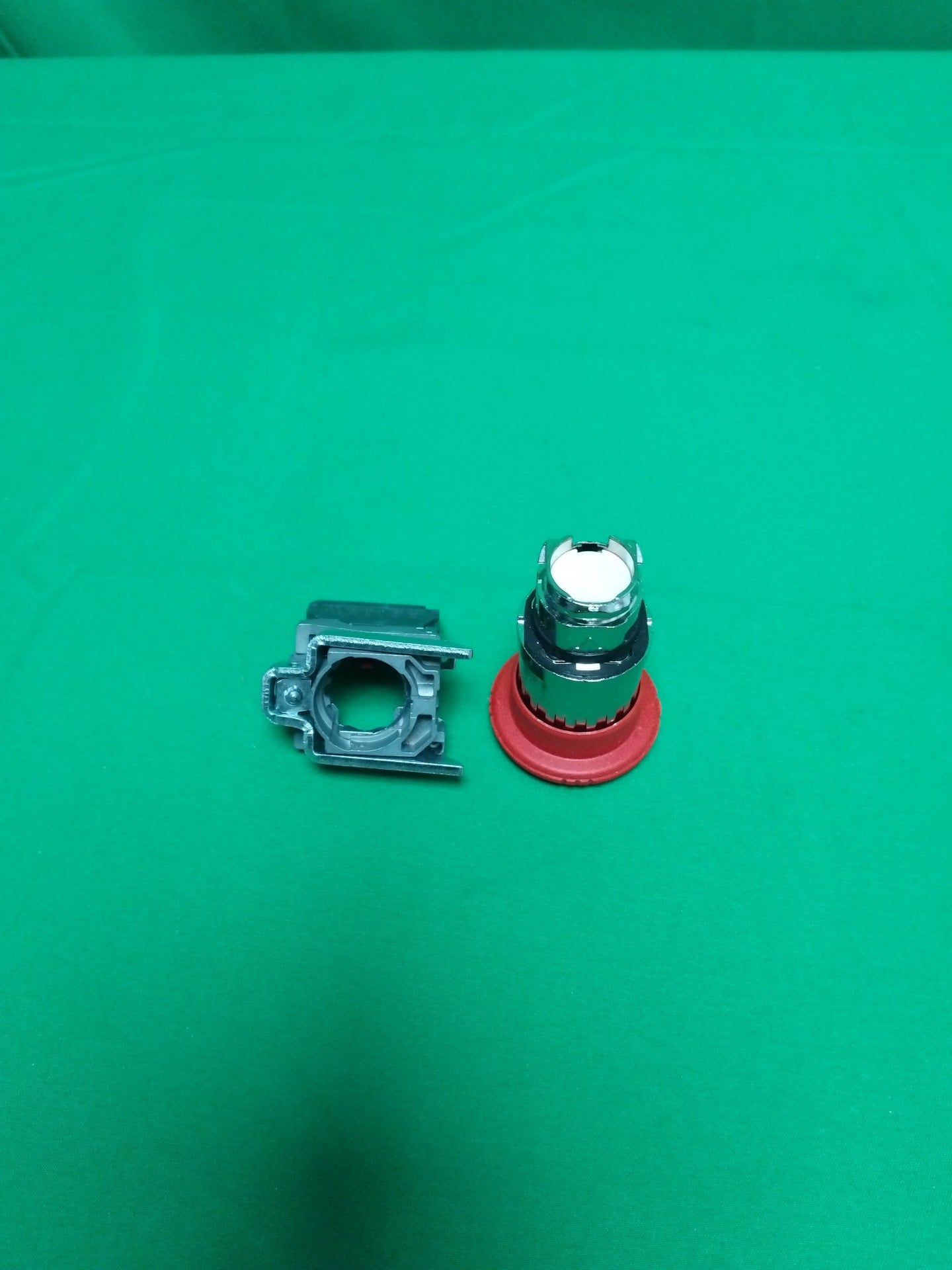 Schneider-Electric XB4BS8442 XB4BS8442