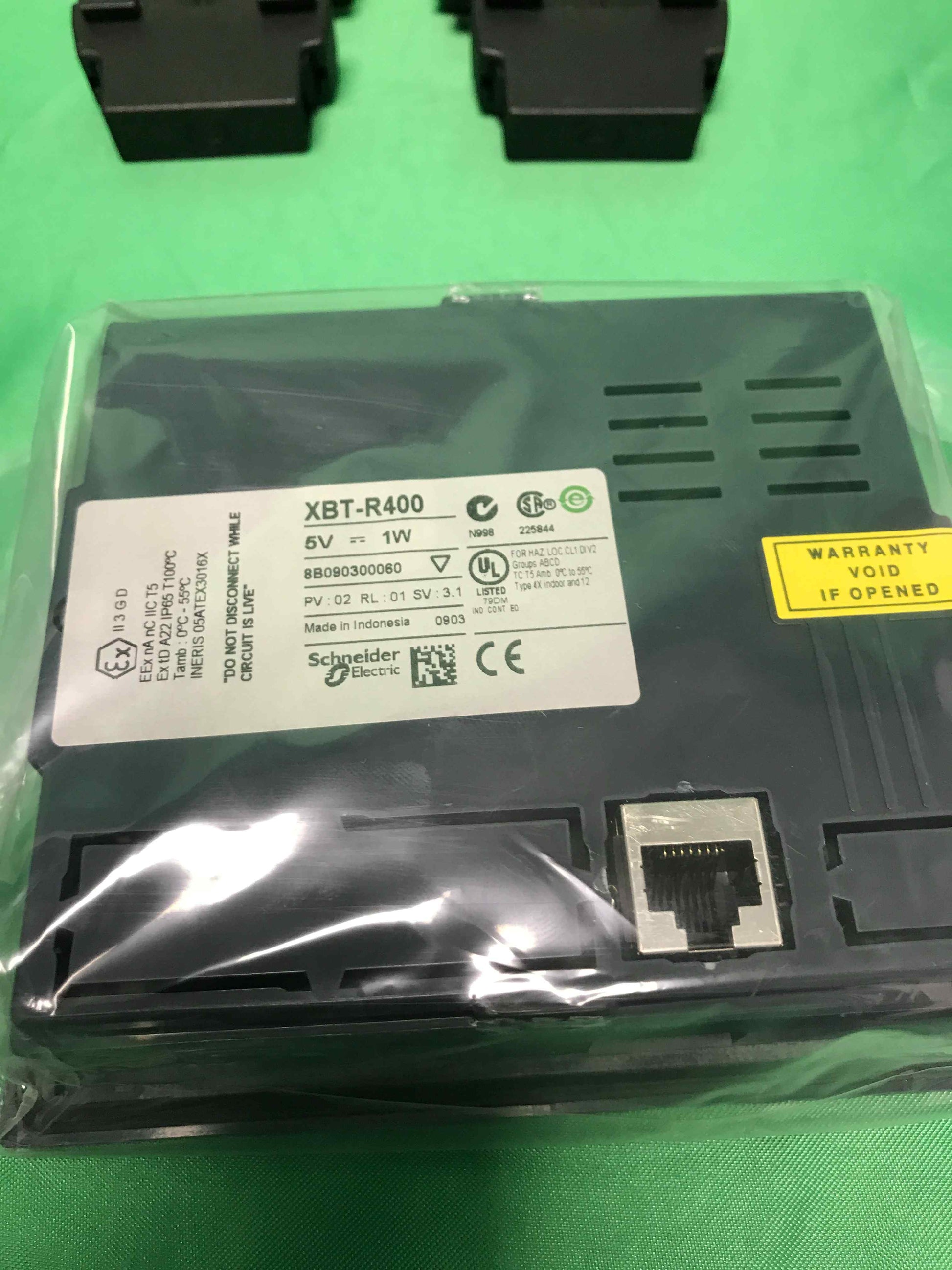 Schneider Electric-XBTR400/XBTR400