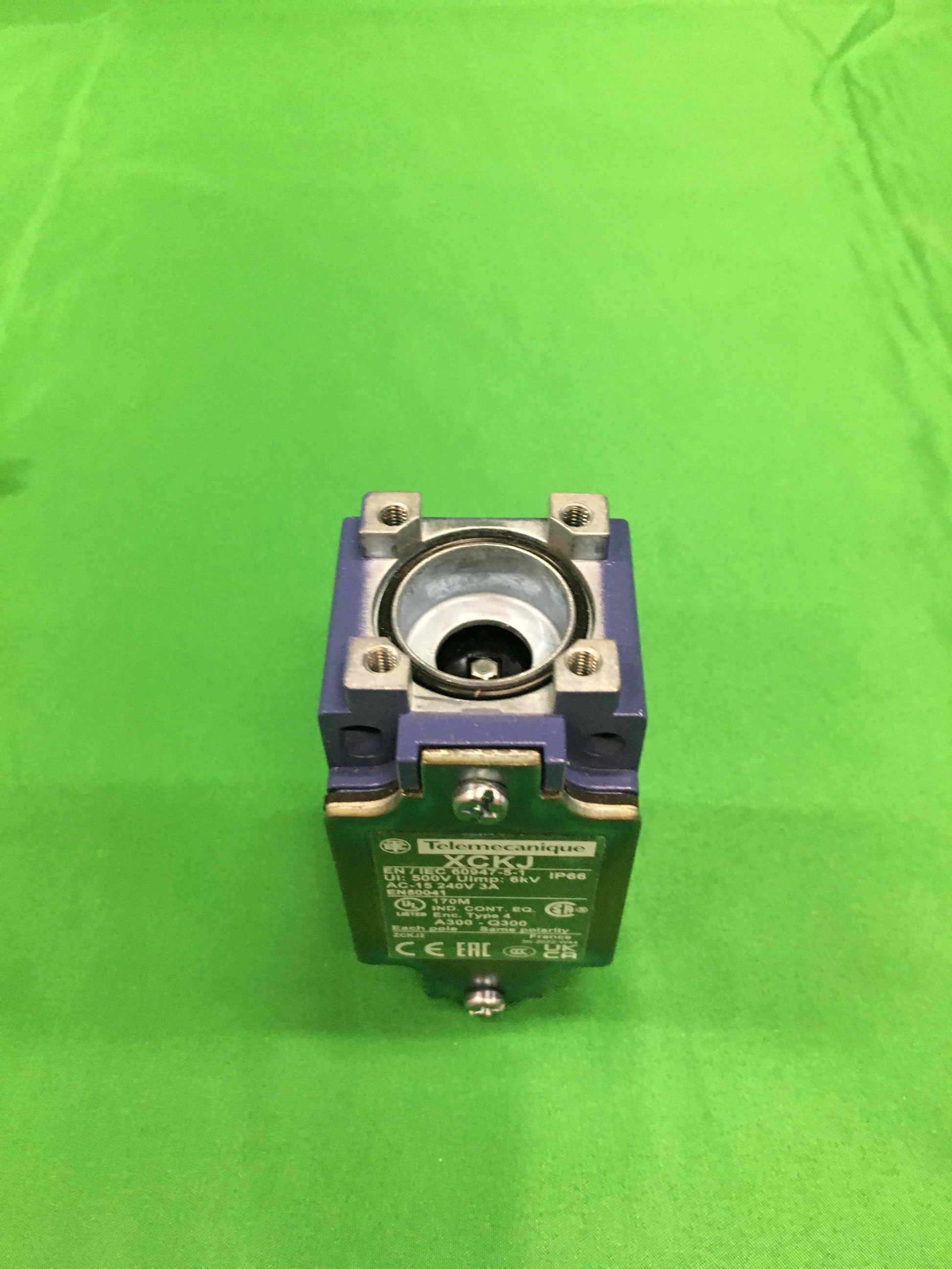 Telemecanique XCKJ20511