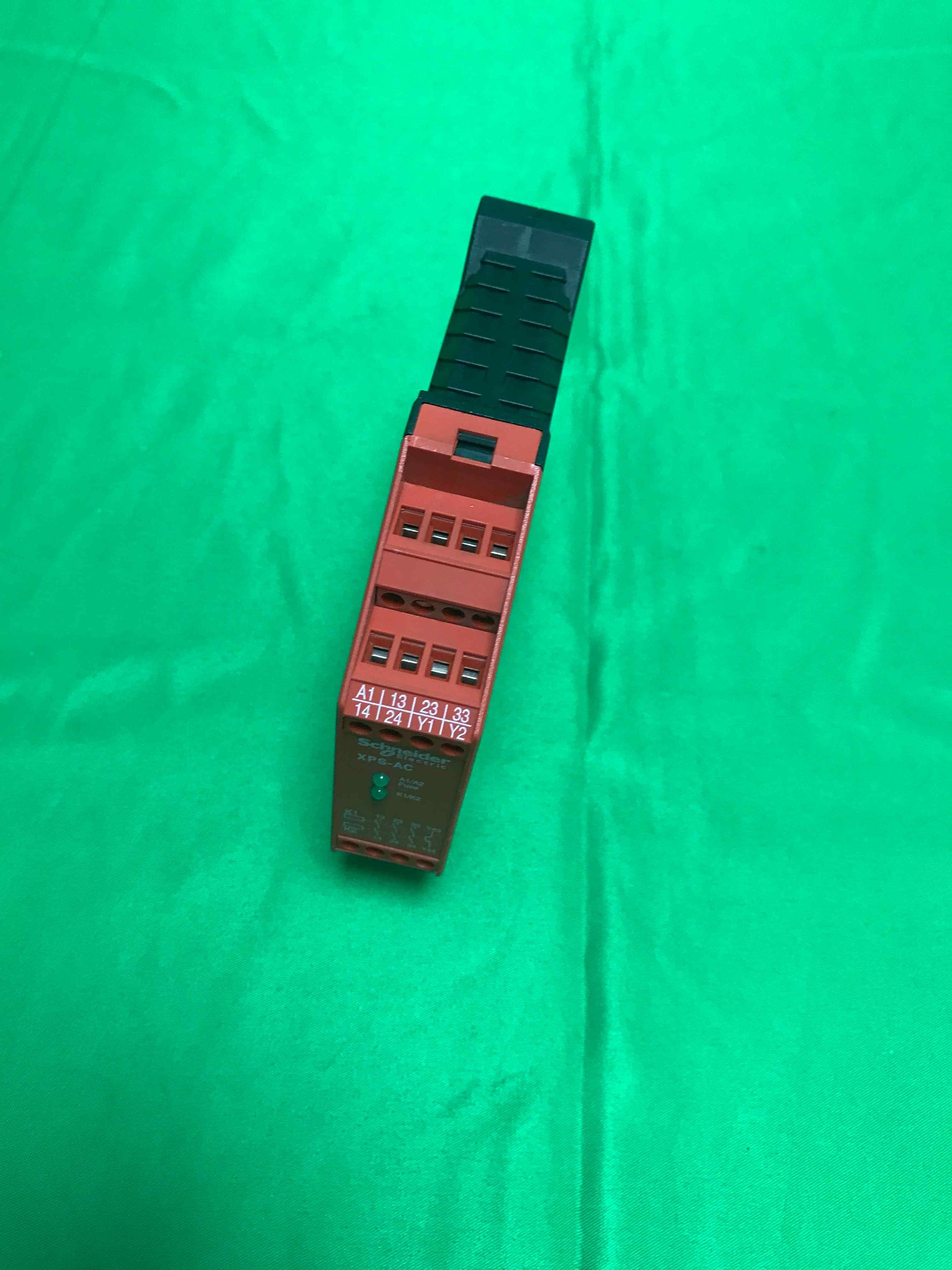 Telemecanique XPSAC1321 XPSAC1321 WITHOUT ORIGINAL PACKAGING
