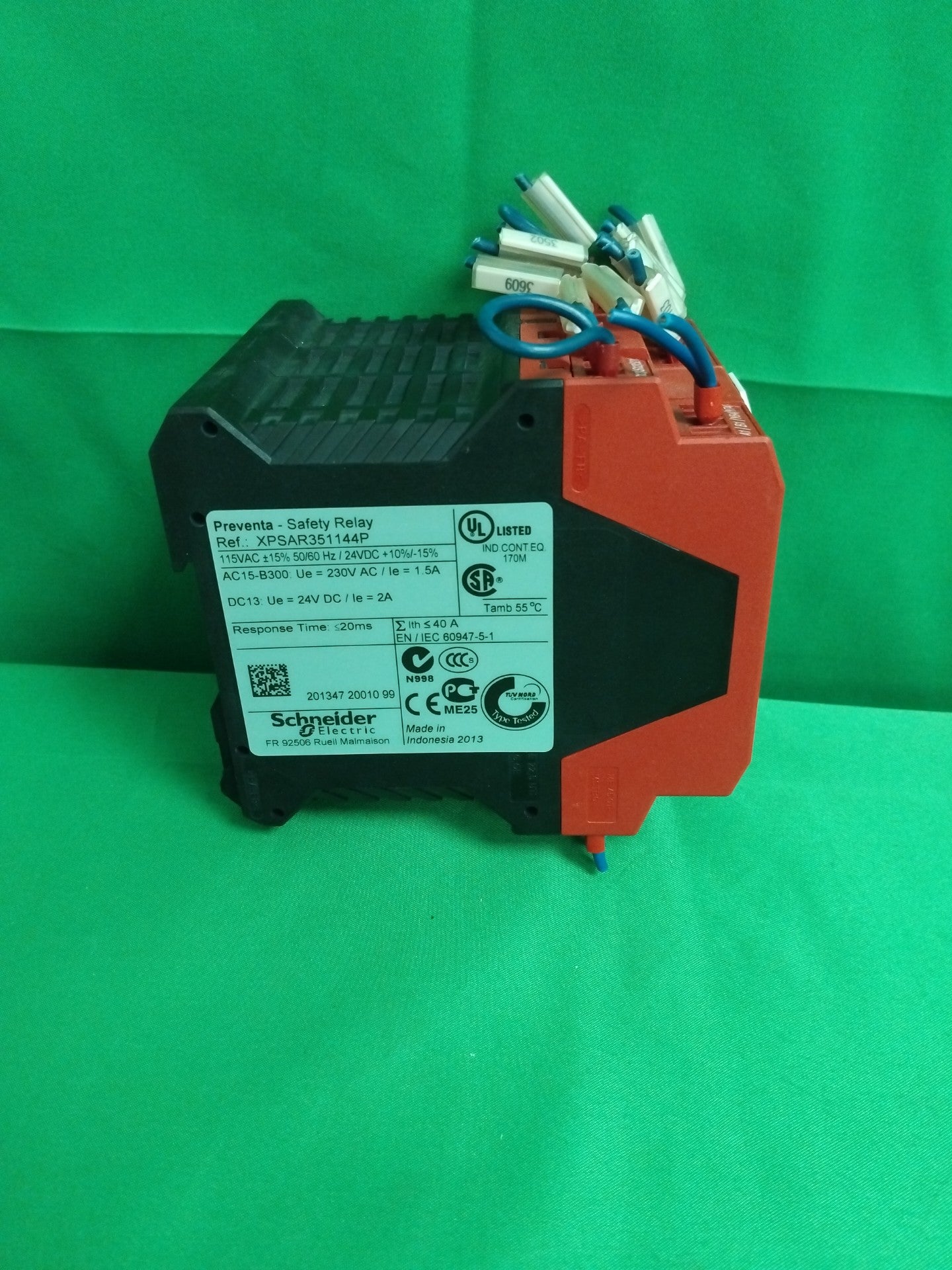 Schneider-Electric XPSAR351144P XPSAR351144P RELAIS DE SECURITE