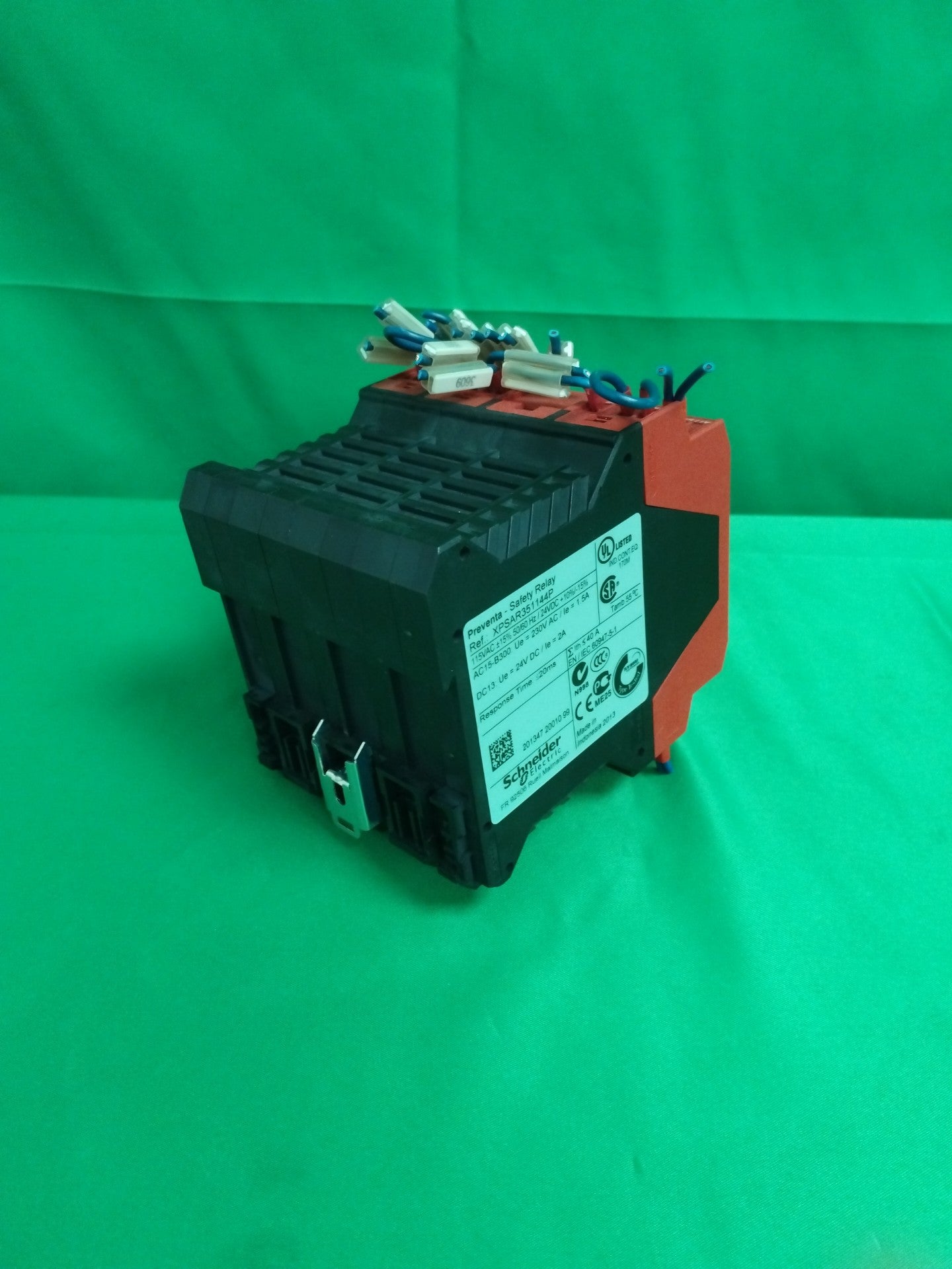 Schneider-Electric XPSAR351144P XPSAR351144P RELAIS DE SECURITE