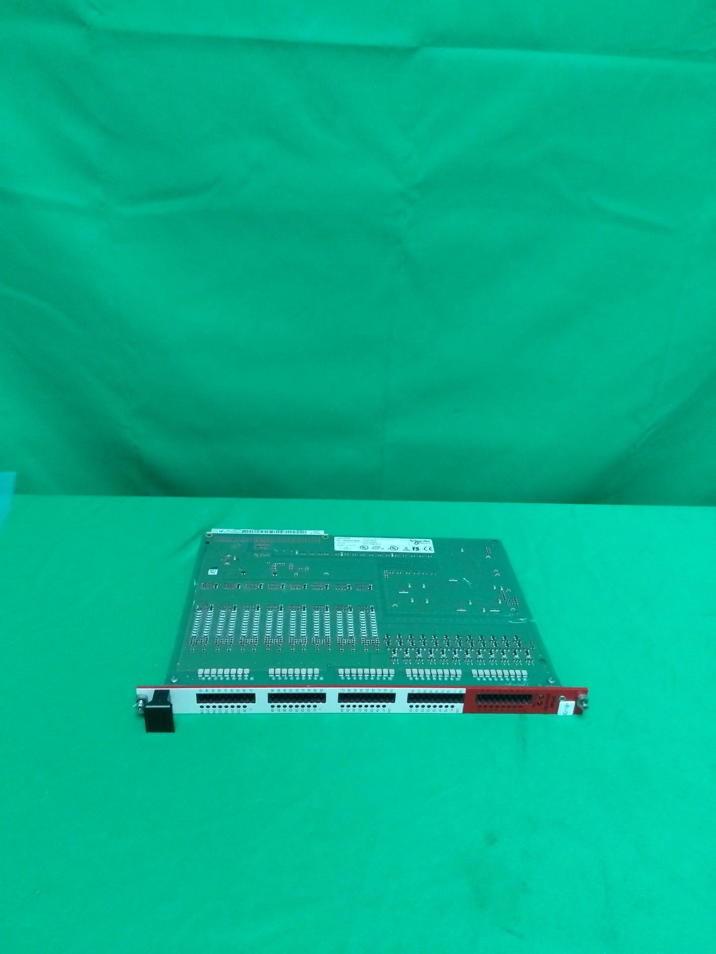 Schneider-Electric XPSMFDIO241601 XPSMFDIO241601