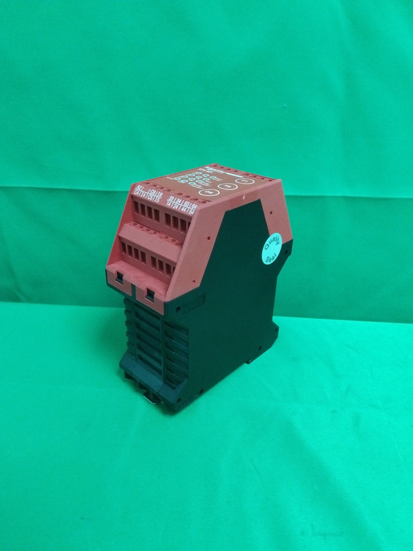 Schneider-Electric XPSMP11123 XPSMP11123 SAFETY CONTROLLER