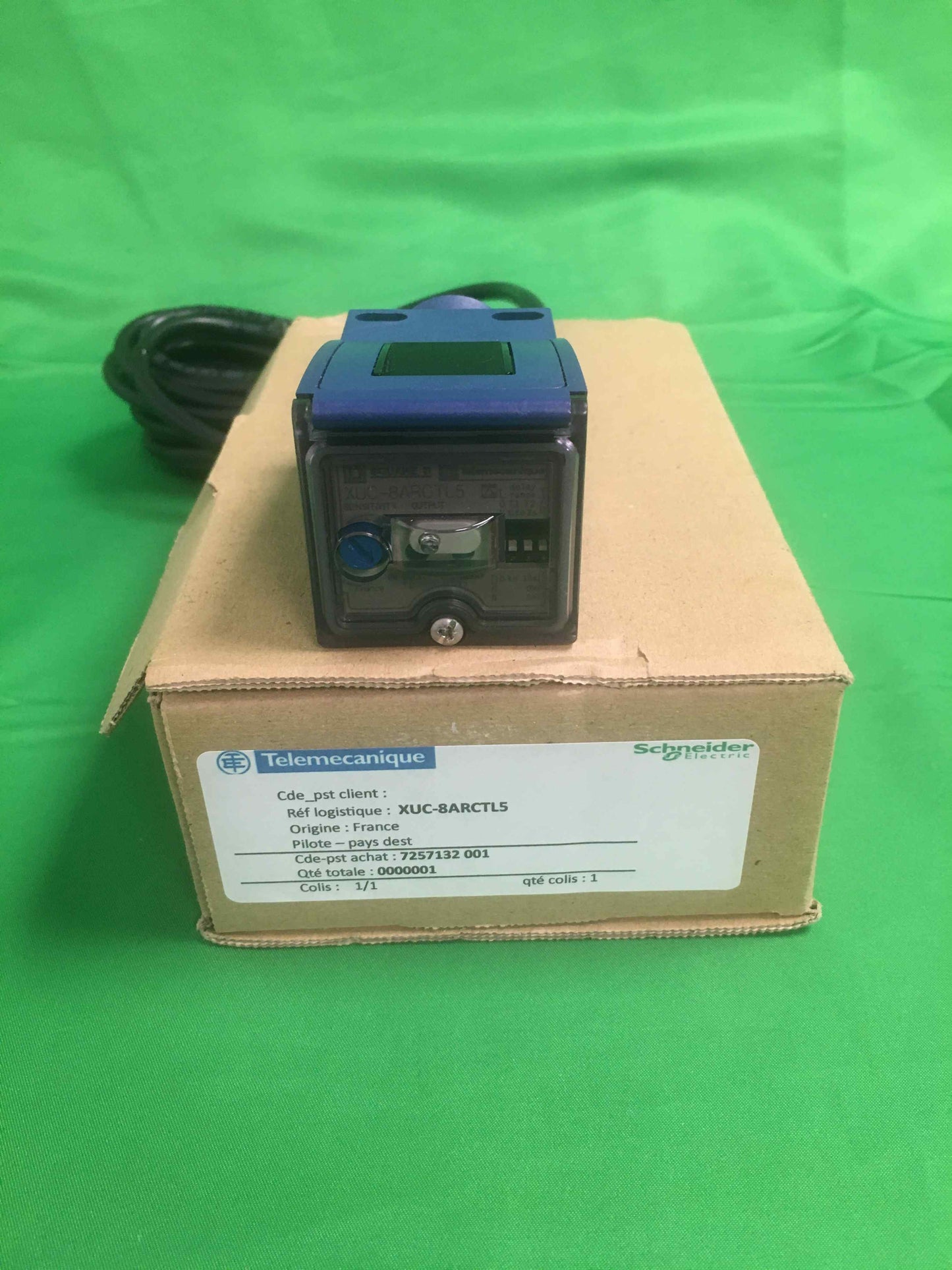 Telemecanique XUC-8ARCTL5 XUC8ARCTL5