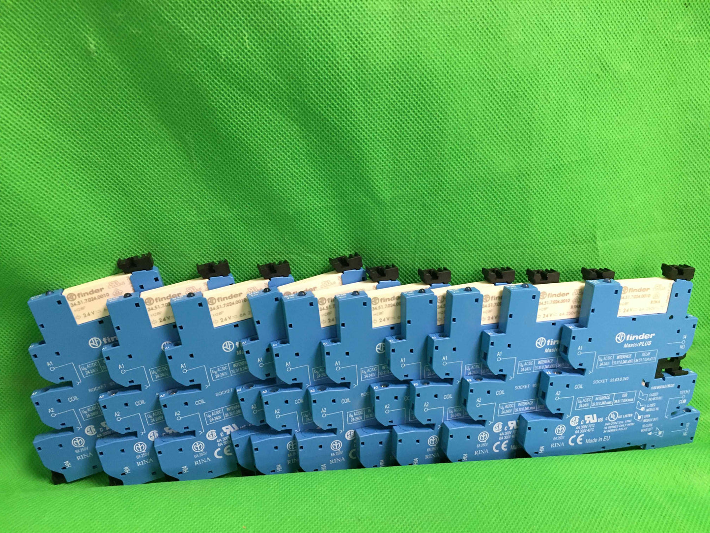 Finder-34.51.7.024.0010 USED/345170240010