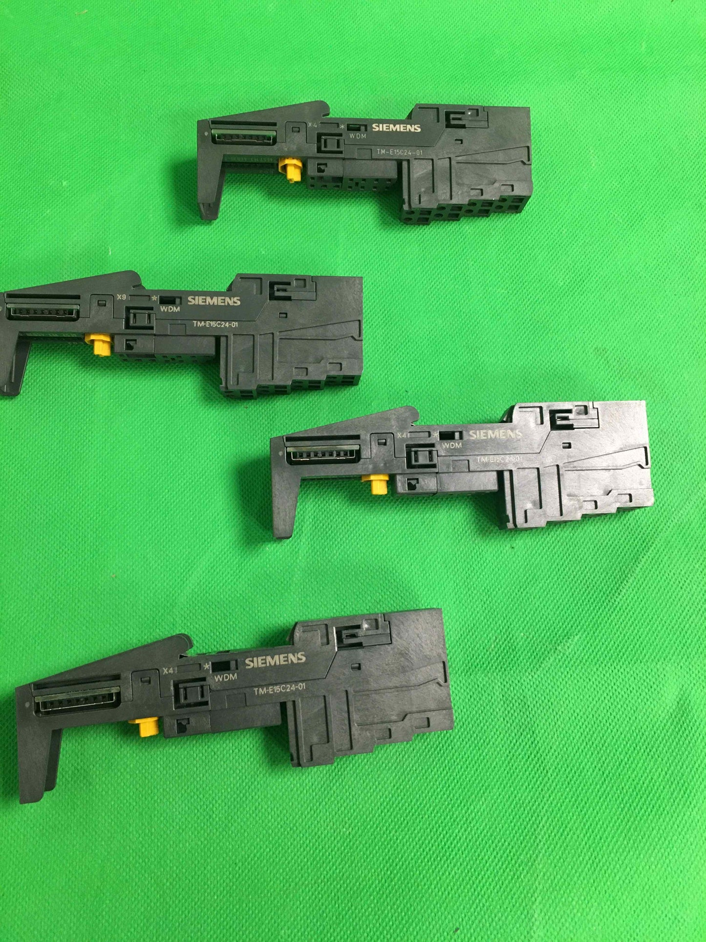 Siemens-6ES7 193-4CB30-0AA0 USED/6ES71934CB300AA0