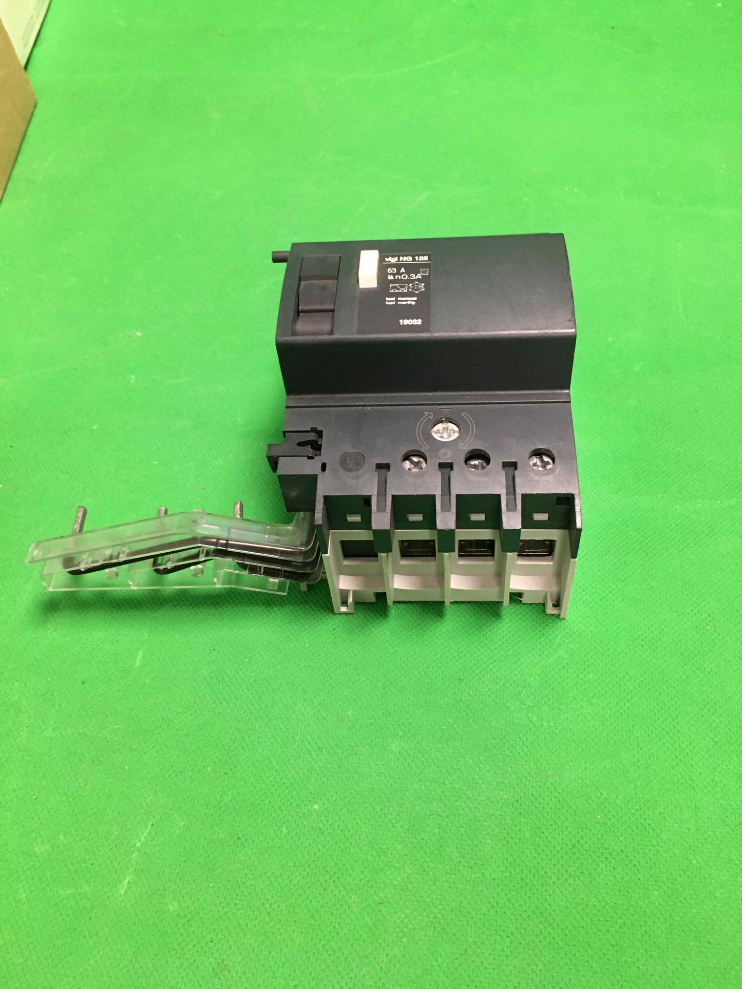 Schneider Electric-NG 125/NG125