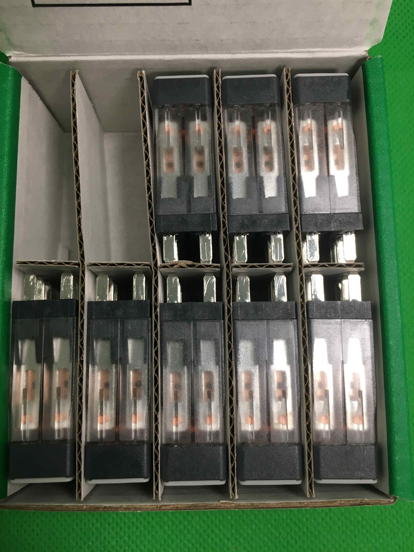 Schneider Electric-RXG22P7/RXG22P7