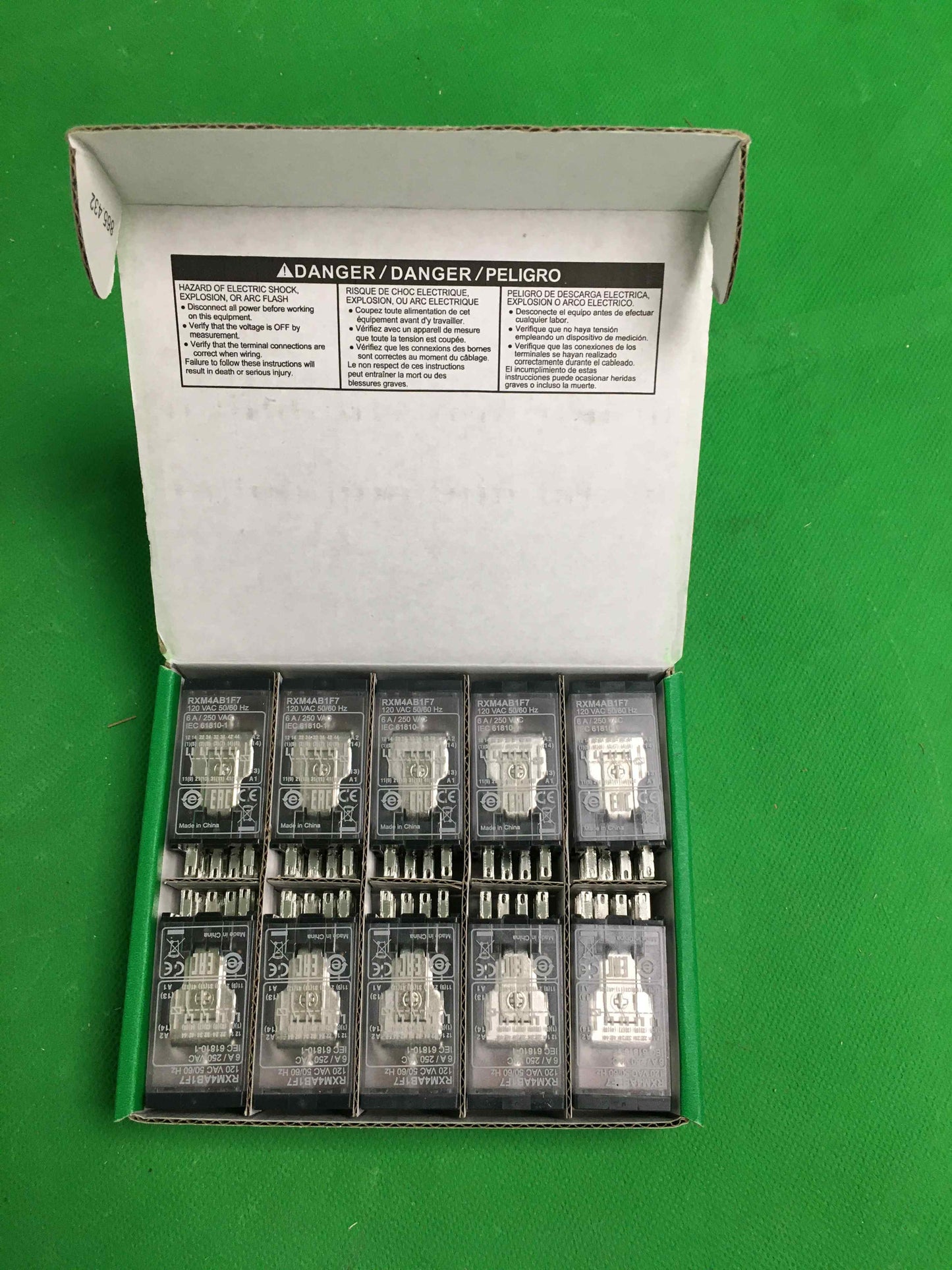 Schneider Electric-RXM4AB1F7/RXM4AB1F7