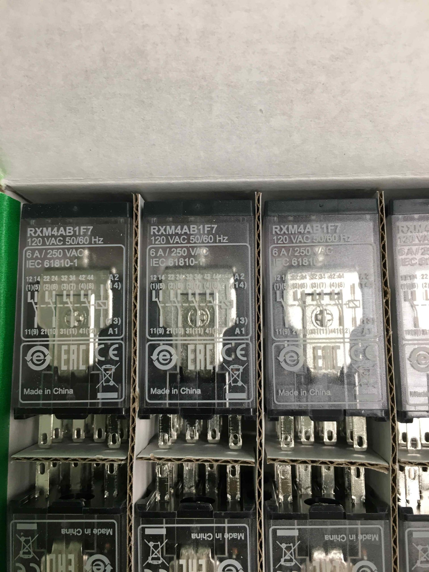 Schneider Electric-RXM4AB1F7/RXM4AB1F7