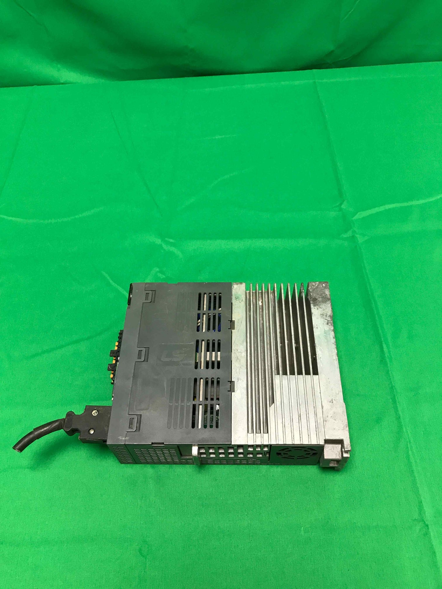 AC SERVO DRIVE-L7SA008A/L7SA008A