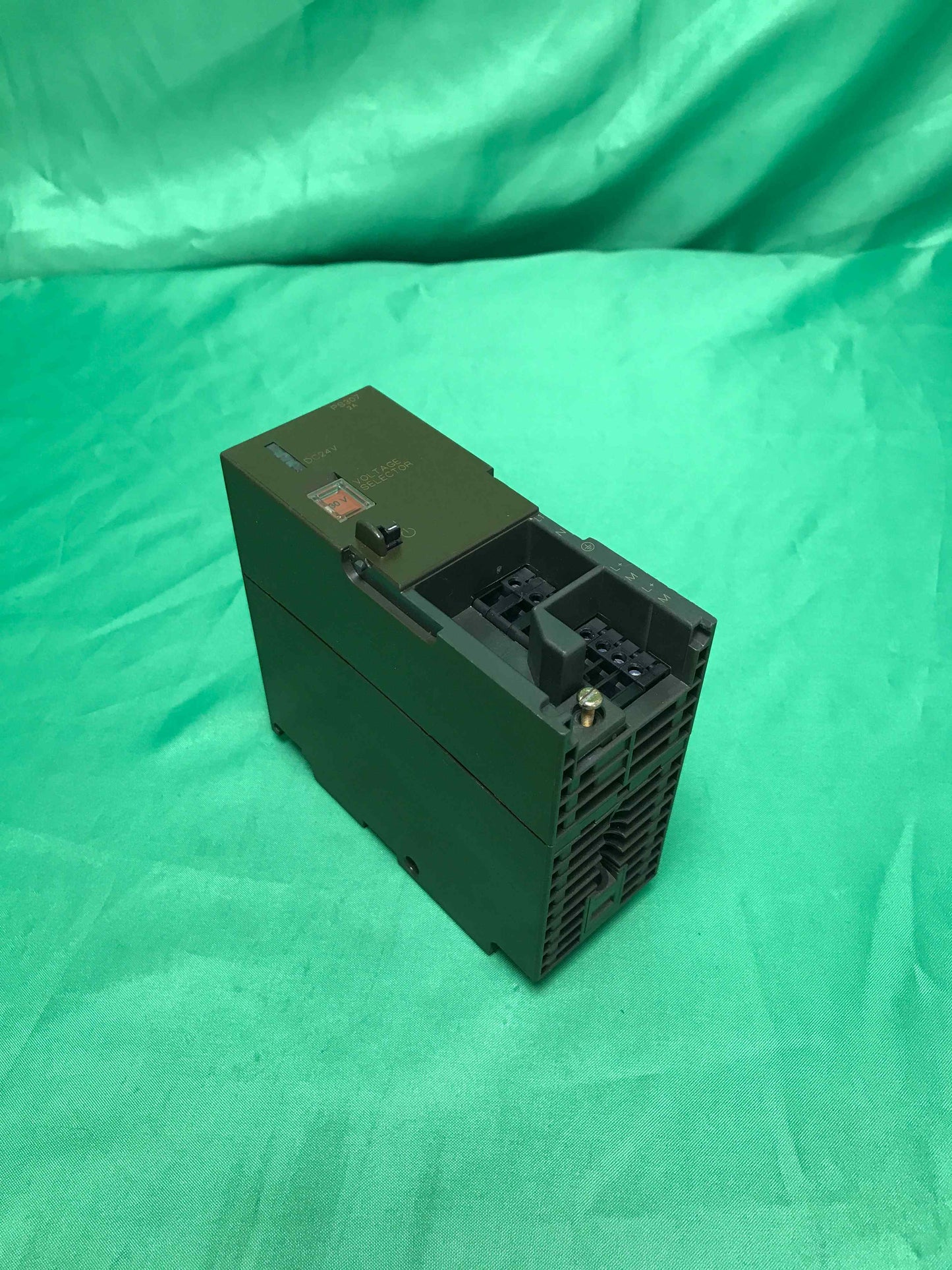 Siemens-6ES7 307-1BA00-0AA0/6ES73071BA000AA0