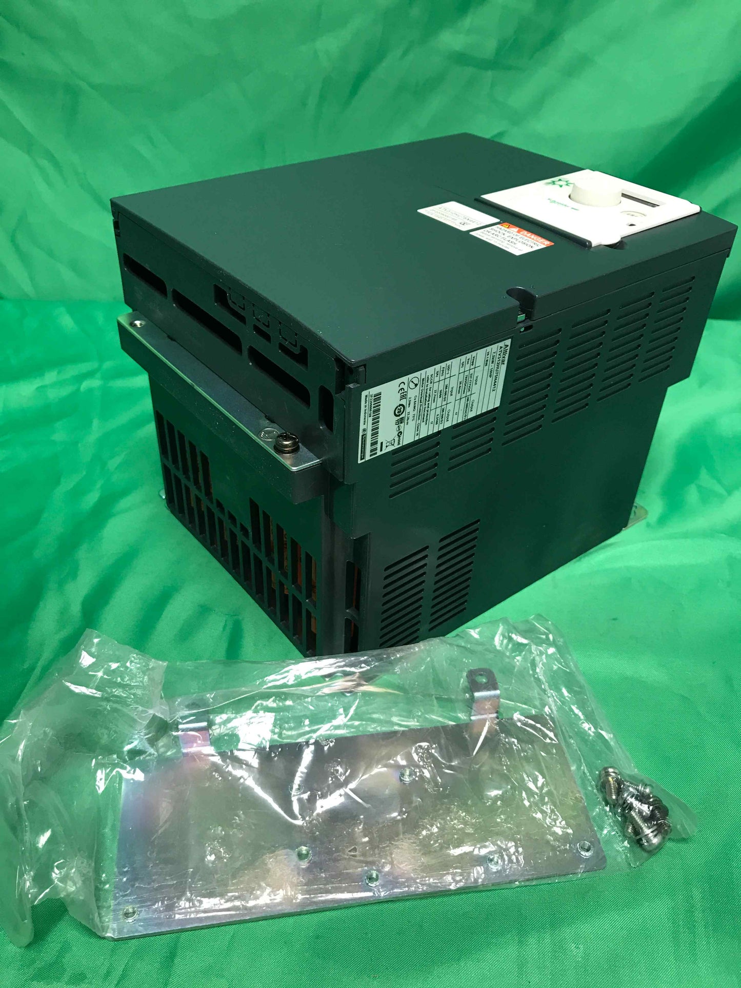 Schneider Electric-ATV312HU75N4412/ATV312HU75N4412