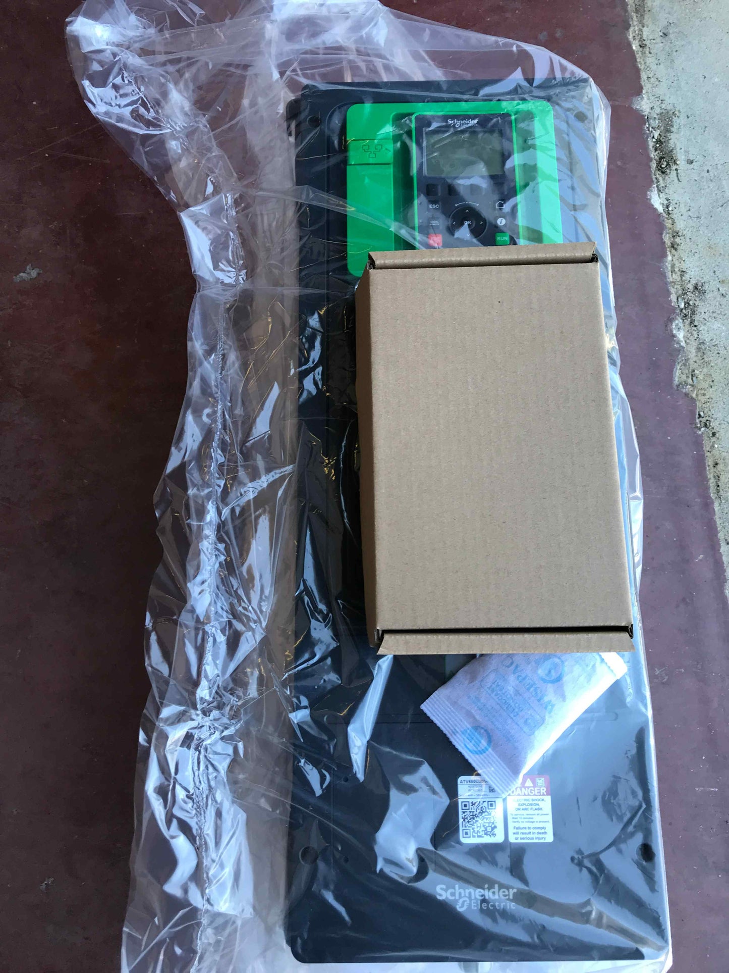 Schneider Electric-ATV650U30N4/ATV650U30N4