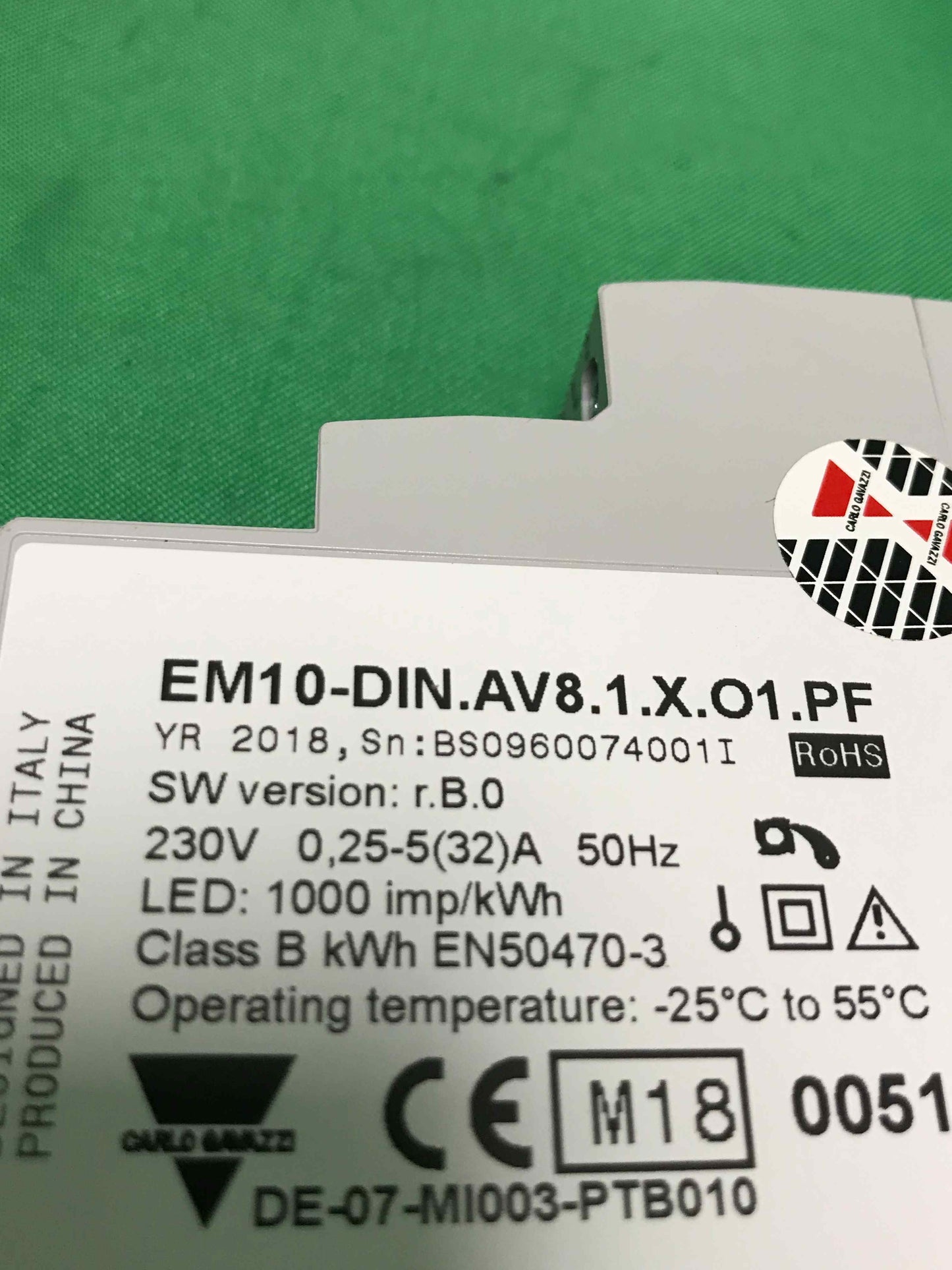 CARLO GAVAZZI-EM10-DIN/EM10DIN