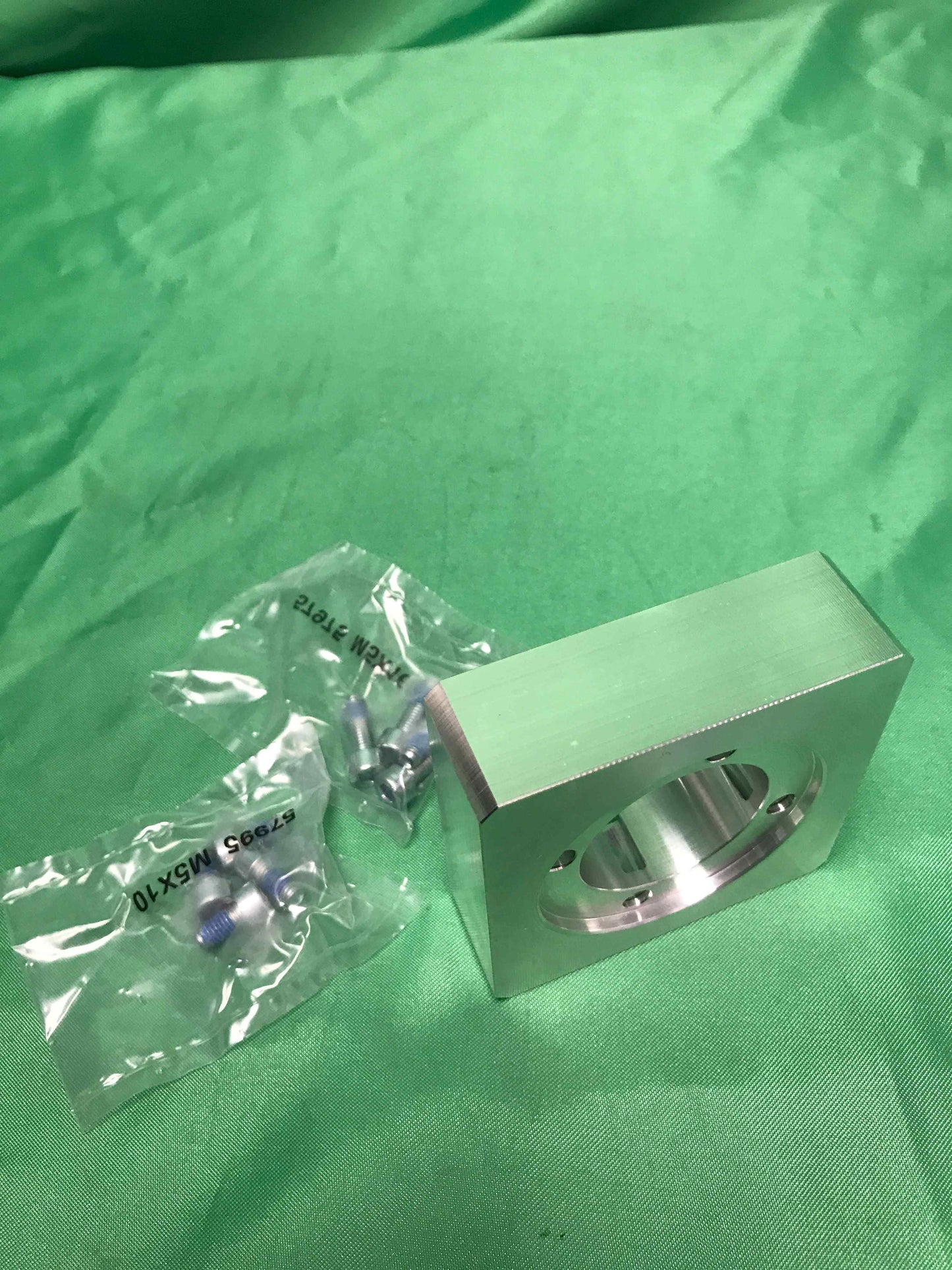 Schneider Electric-GBK0600703F/GBK0600703F