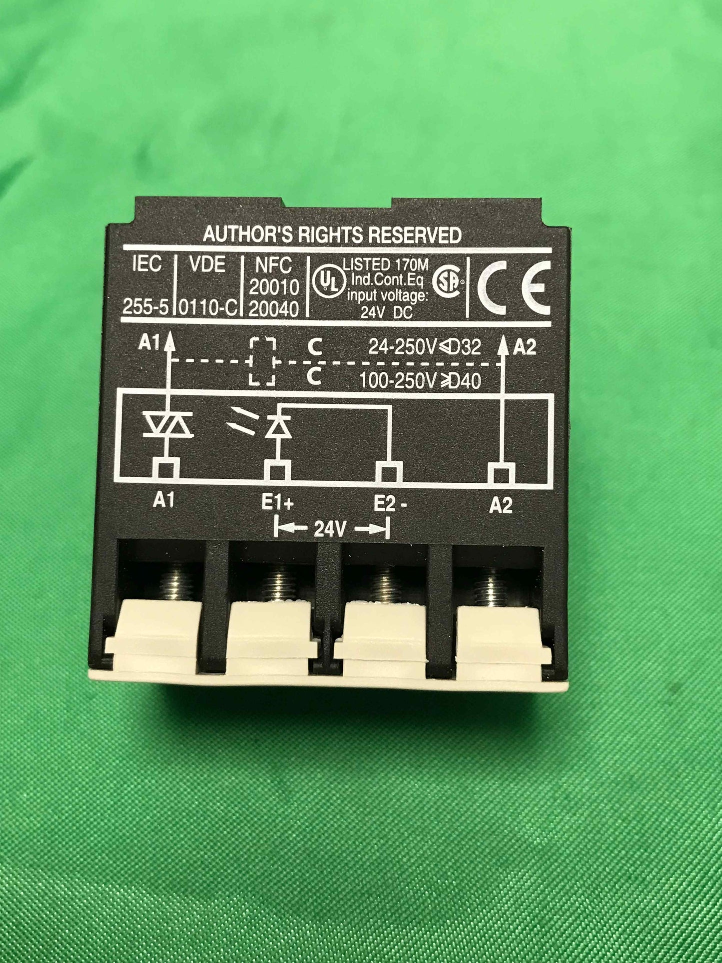 Schneider Electric-LA4DWB/LA4DWB