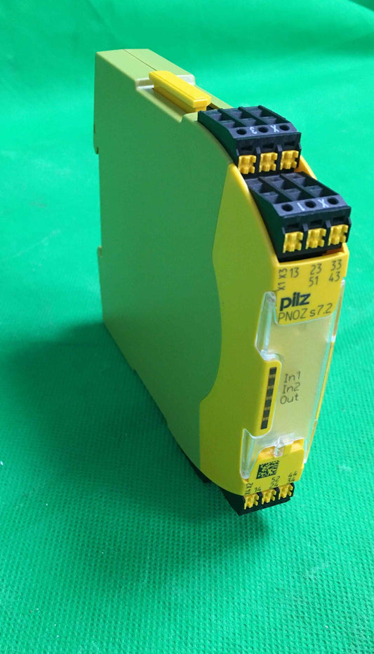 Pilz-PNOZ S7.2 C 24VDC4/PNOZS72C24VDC4