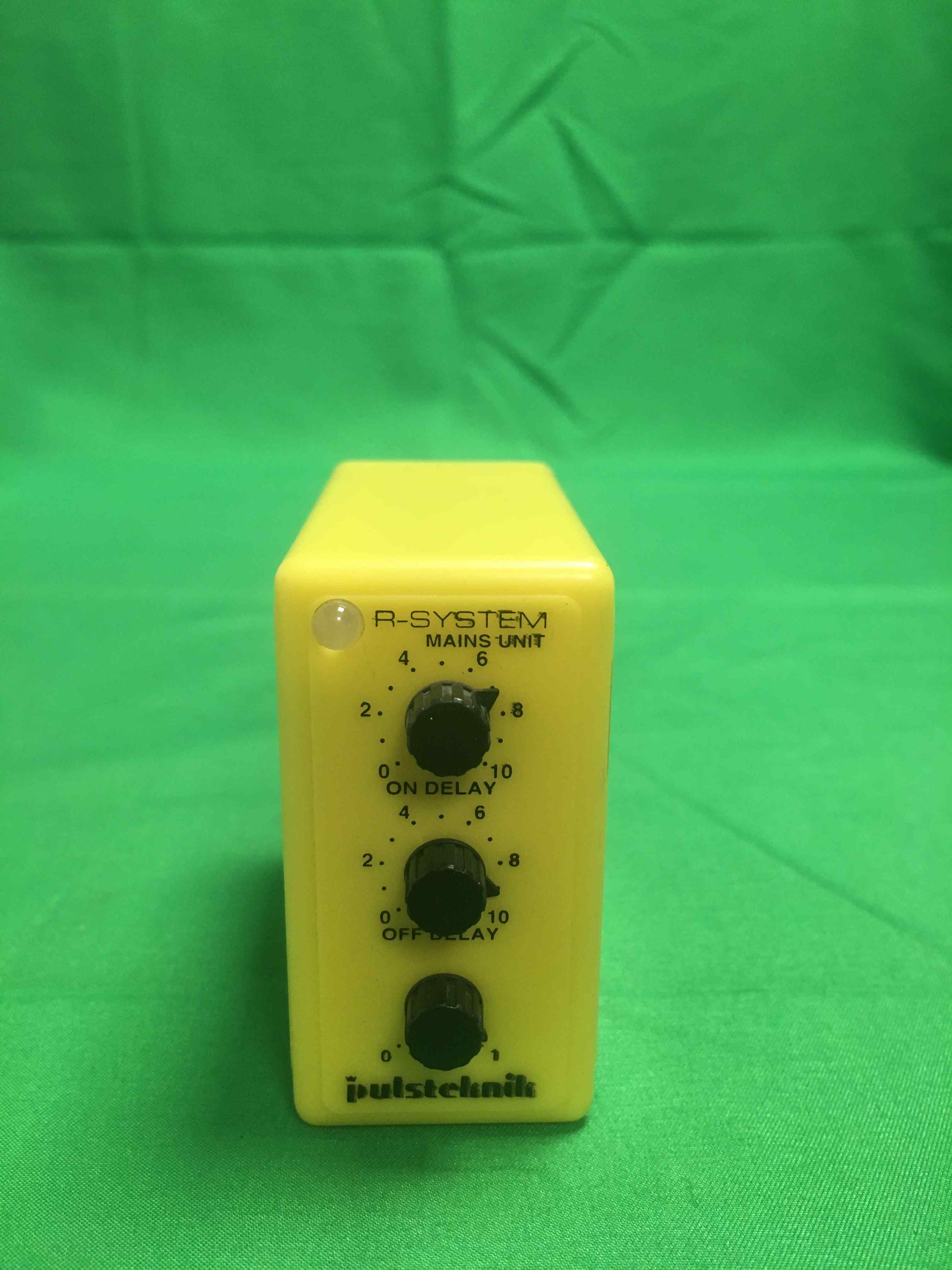 6623