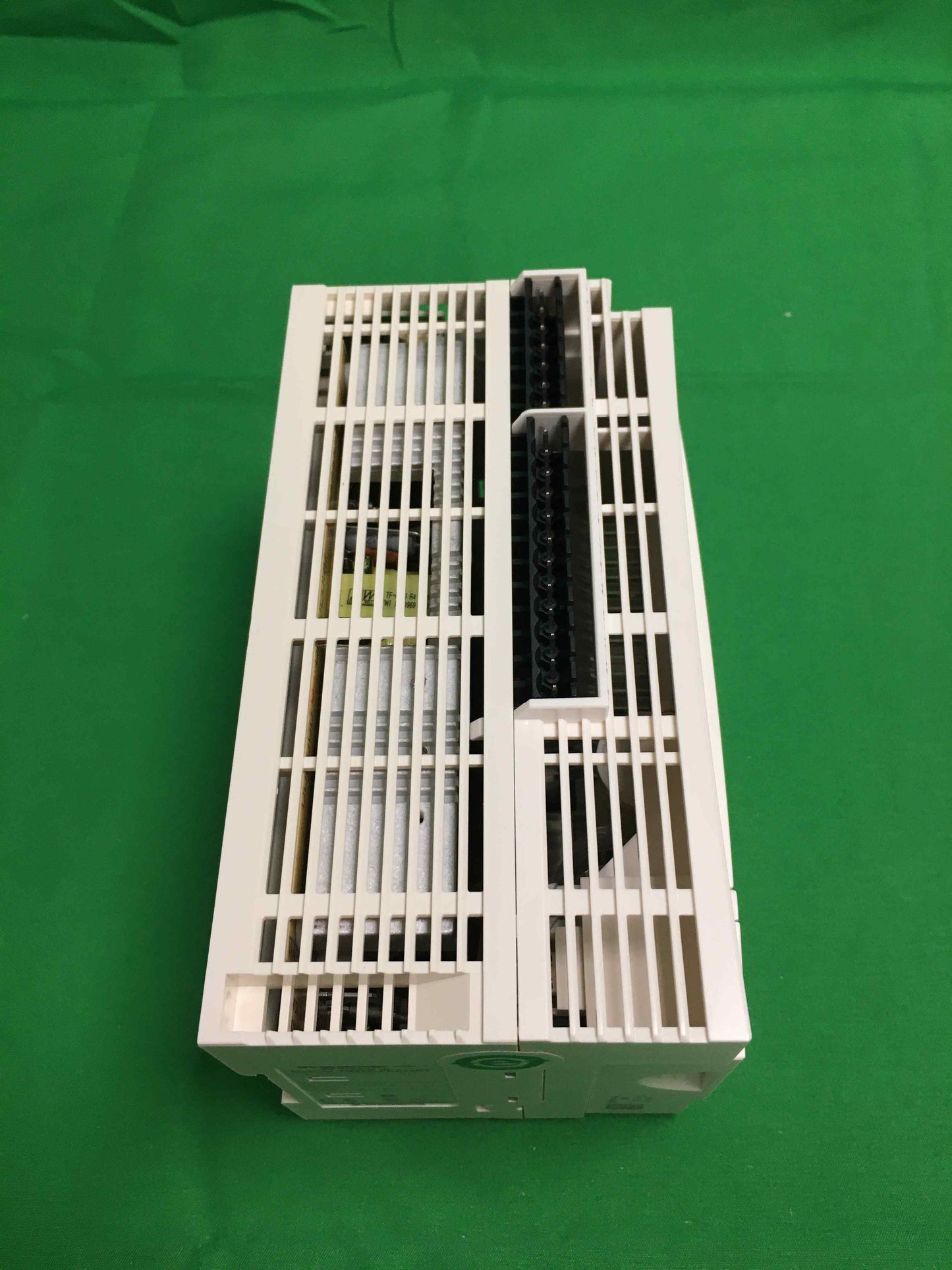 Schneider Electric-TM238LFDC24DT/TM238LFDC24DT