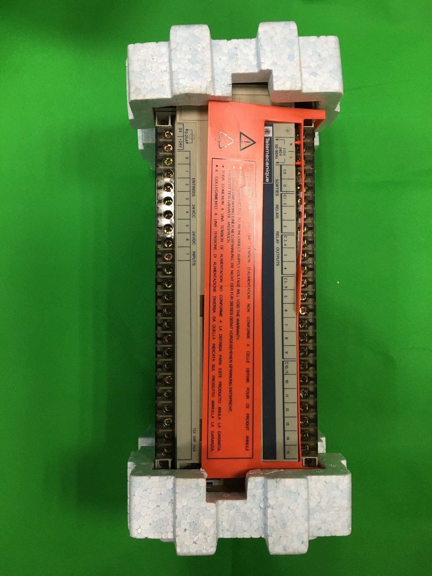 Telemecanique-TSX DMF 242A NEUF/TSXDMF242A