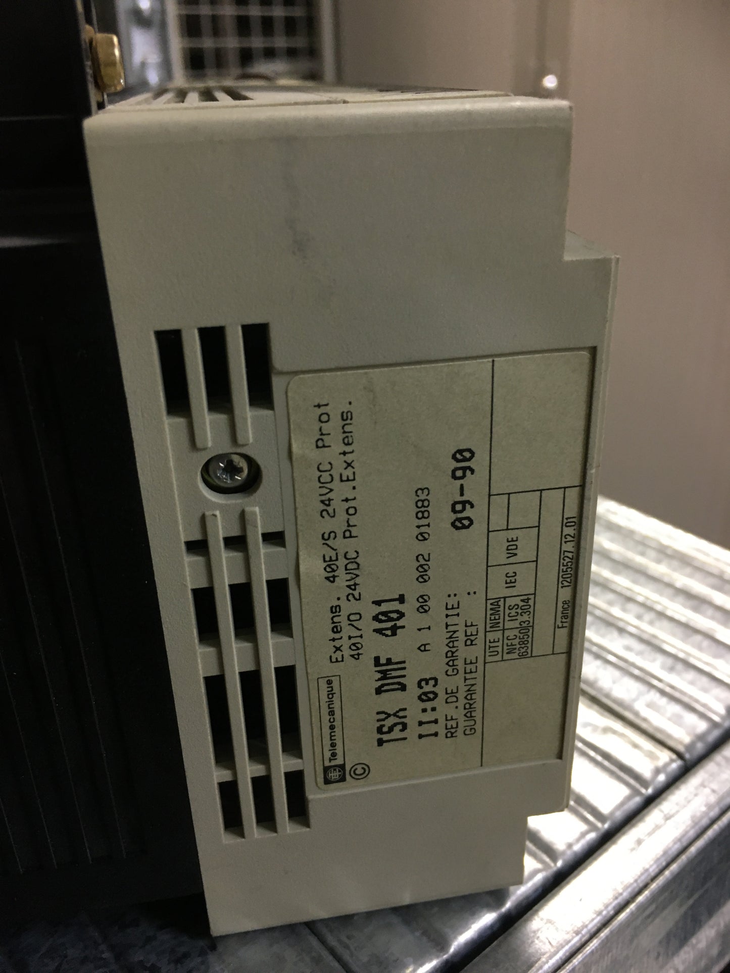Schneider Electric-TSX DMF 401/TSXDMF401
