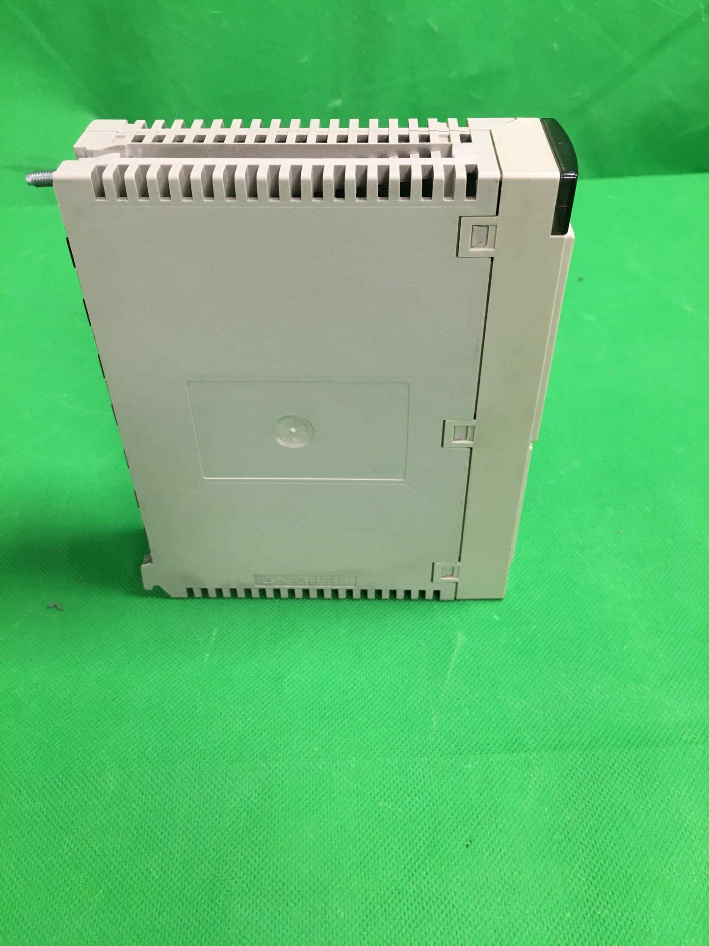 Schneider Electric-TSX P57102/TSXP57102